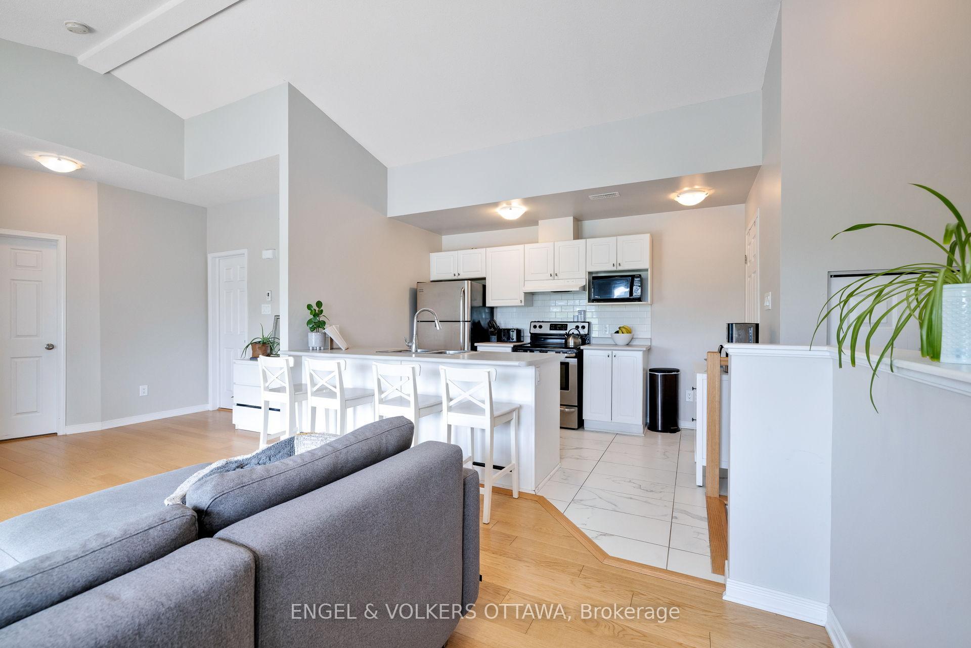 Photo 13 of Unit 4, 44 Sternes Private, Ottawa, Springridge/East Village — HOMEH