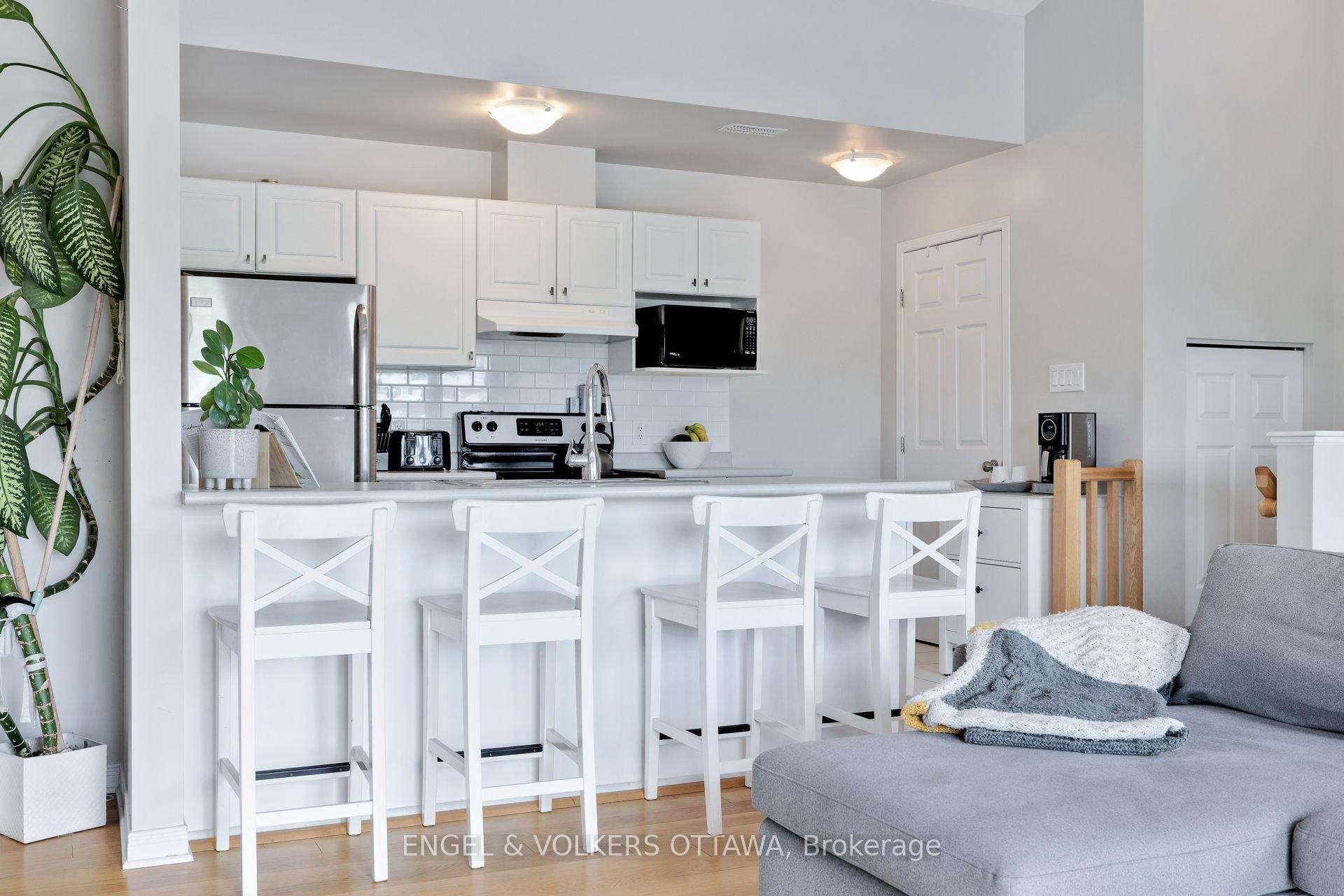 Photo 19 of Unit 4, 44 Sternes Private, Ottawa, Springridge/East Village — HOMEH