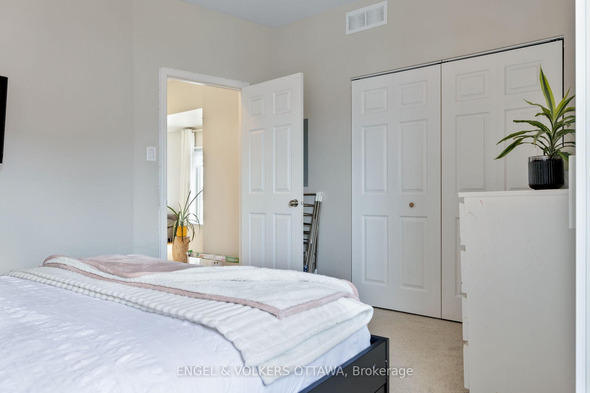 Photo 27 of Unit 4, 44 Sternes Private, Ottawa, Springridge/East Village — HOMEH