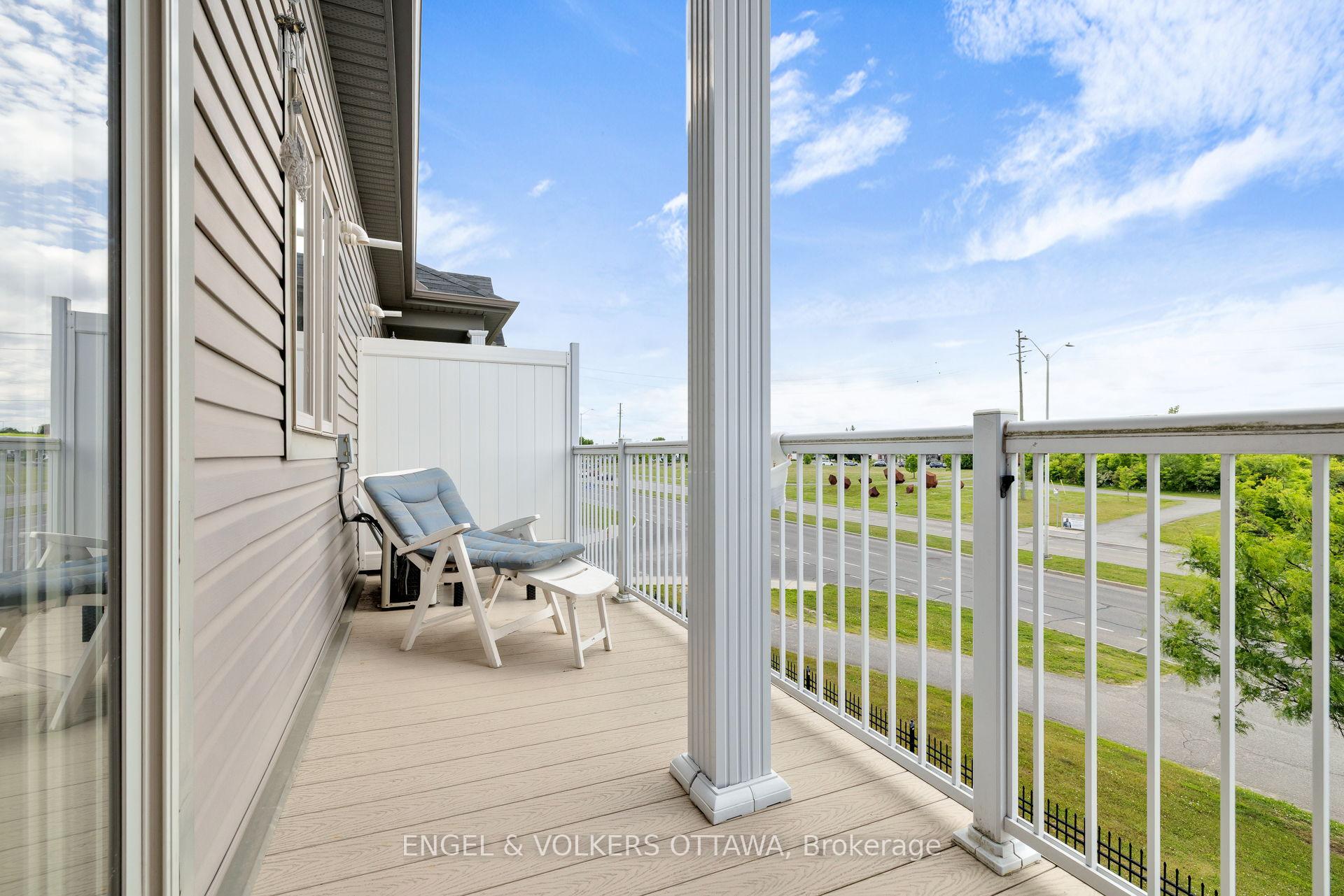 Photo 32 of Unit 4, 44 Sternes Private, Ottawa, Springridge/East Village — HOMEH