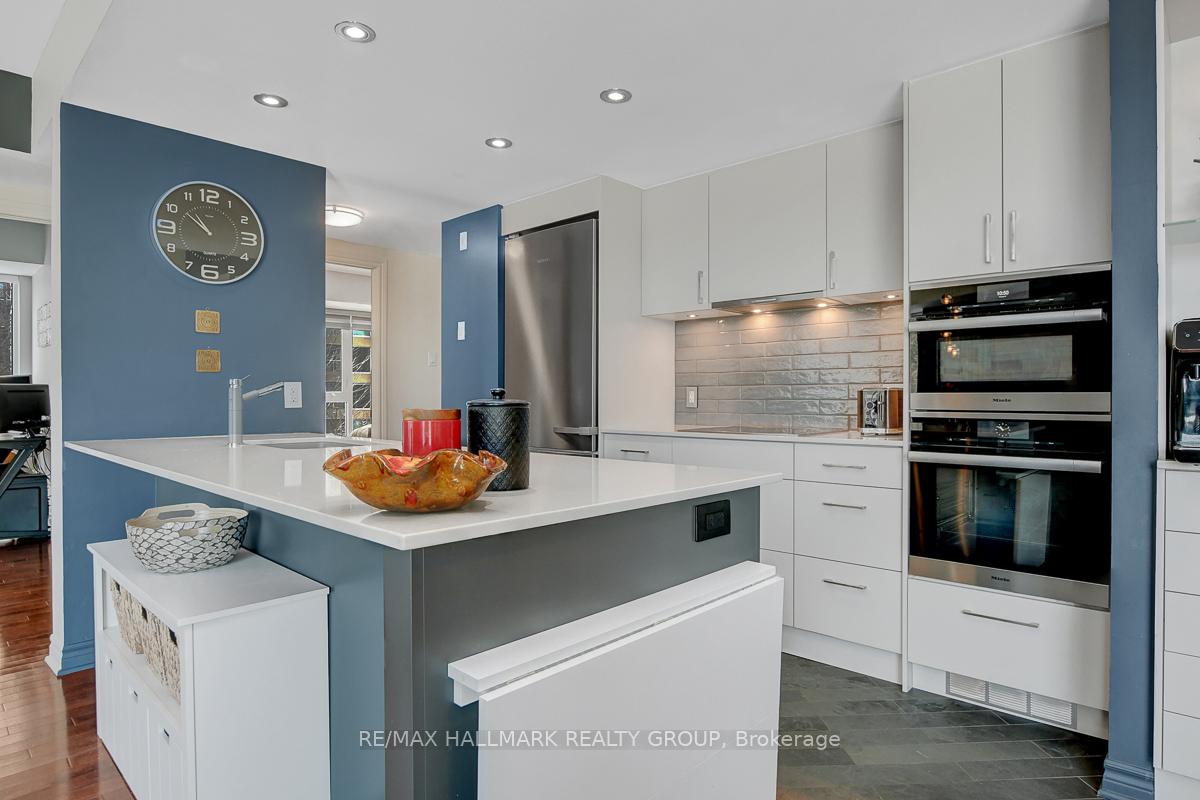 Photo 7 of Unit 305, 200 Lett Street, Ottawa, West Centre Town — HOMEH