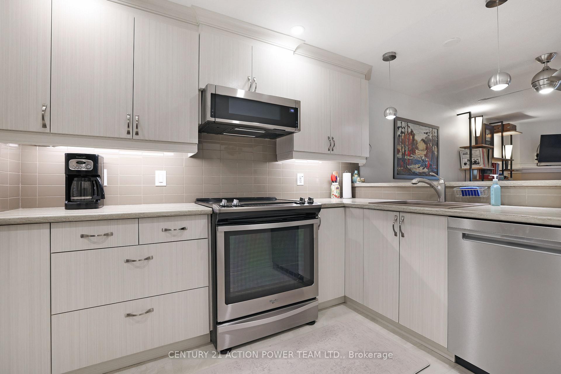 Photo 28 of Unit A, 6746 Jeanne D'Arc Boulevard, Ottawa, Convent Glen North — HOMEH