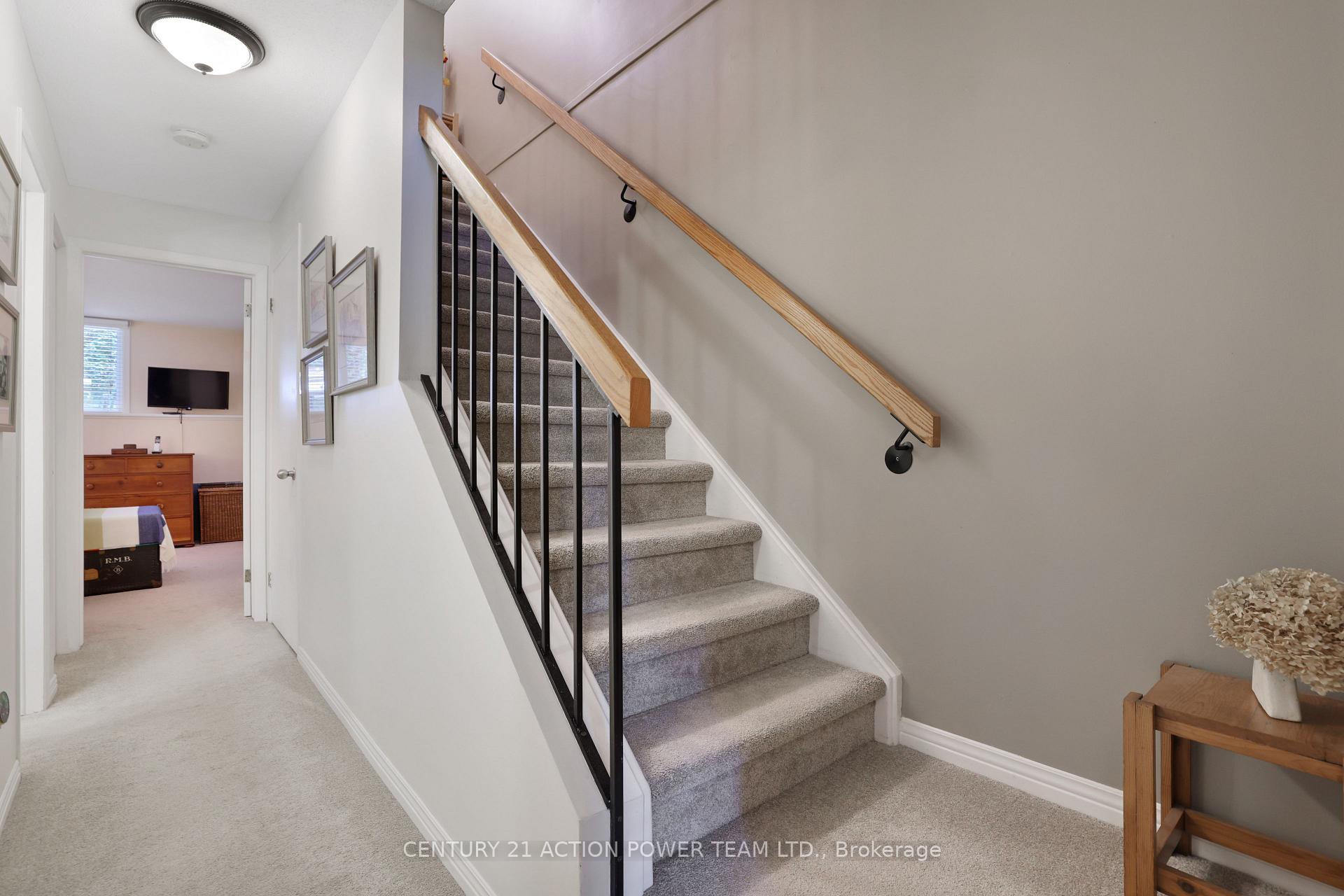 Photo 16 of Unit A, 6746 Jeanne D'Arc Boulevard, Ottawa, Convent Glen North — HOMEH