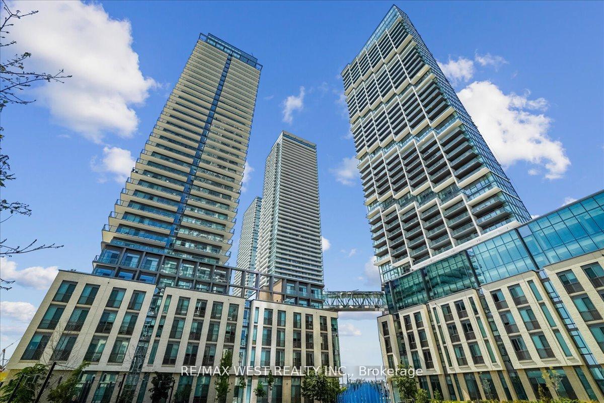 Front of Unit 3508, 1000 Portage Parkway