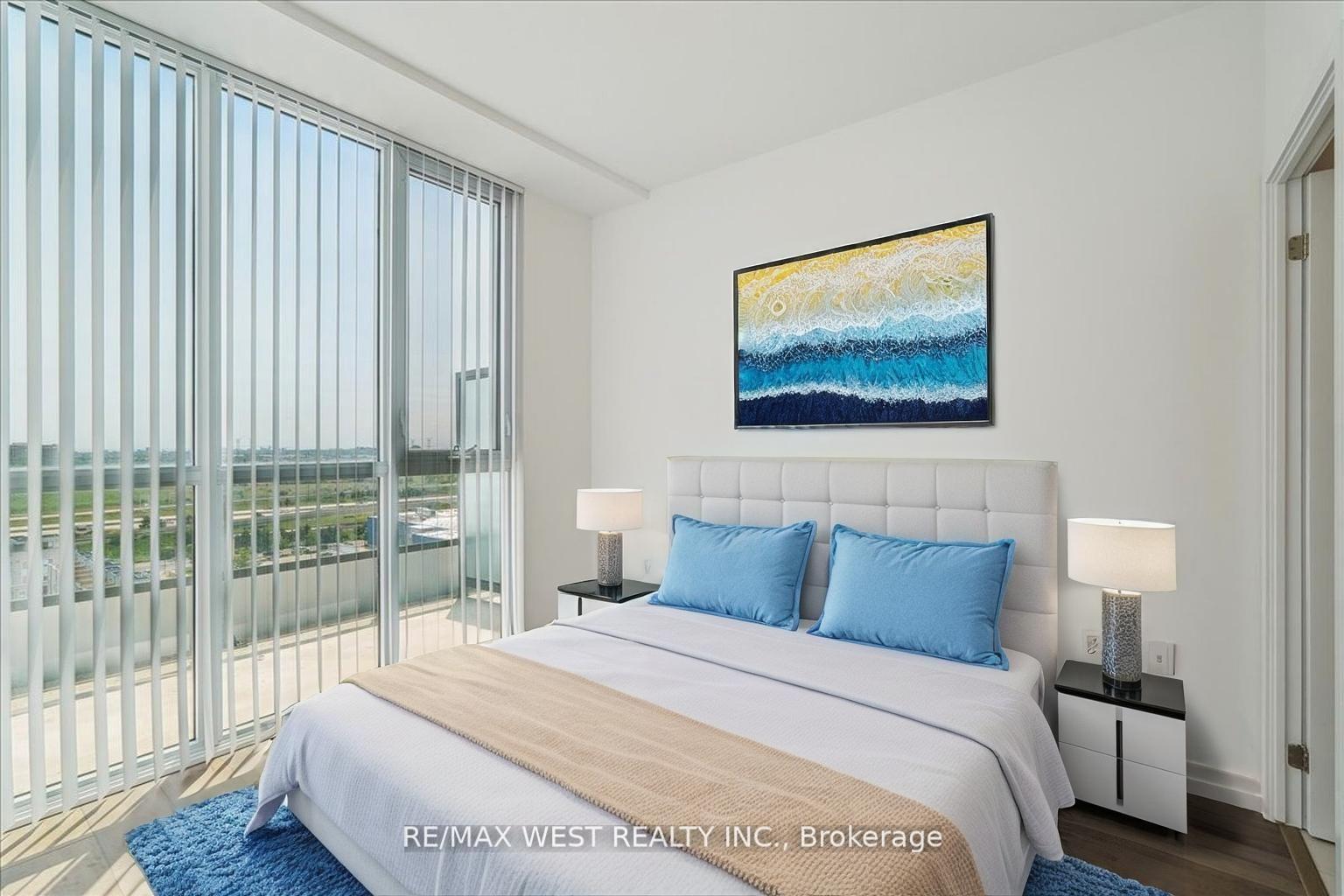 Photo 3 of Unit 1110, 10 Honeycrisp Crescent, Vaughan, Vaughan Corporate Centre — HOMEH