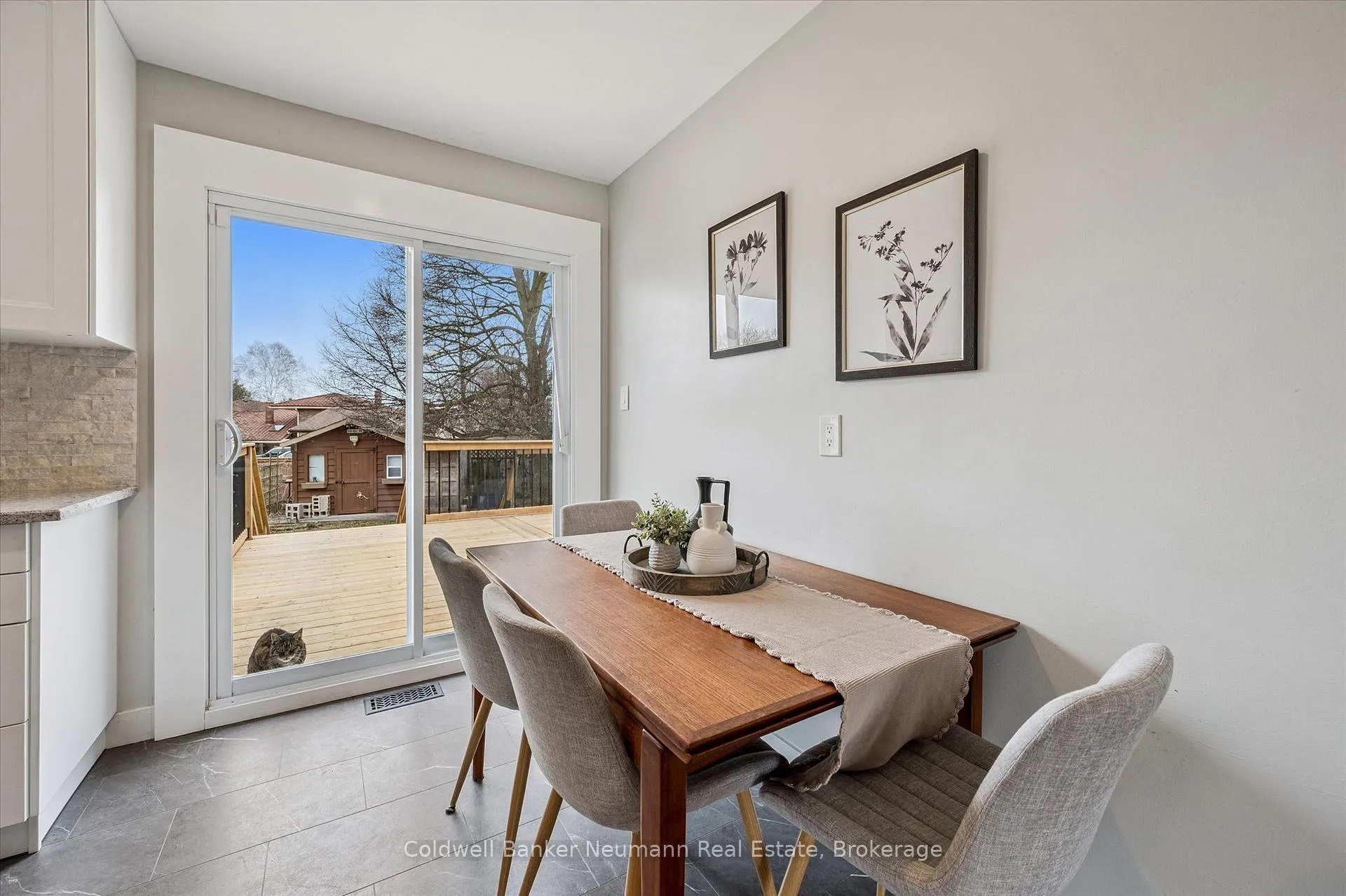 Photo 12 of 32 Sleeman Avenue, Guelph, Junction/Onward Willow — HOMEH