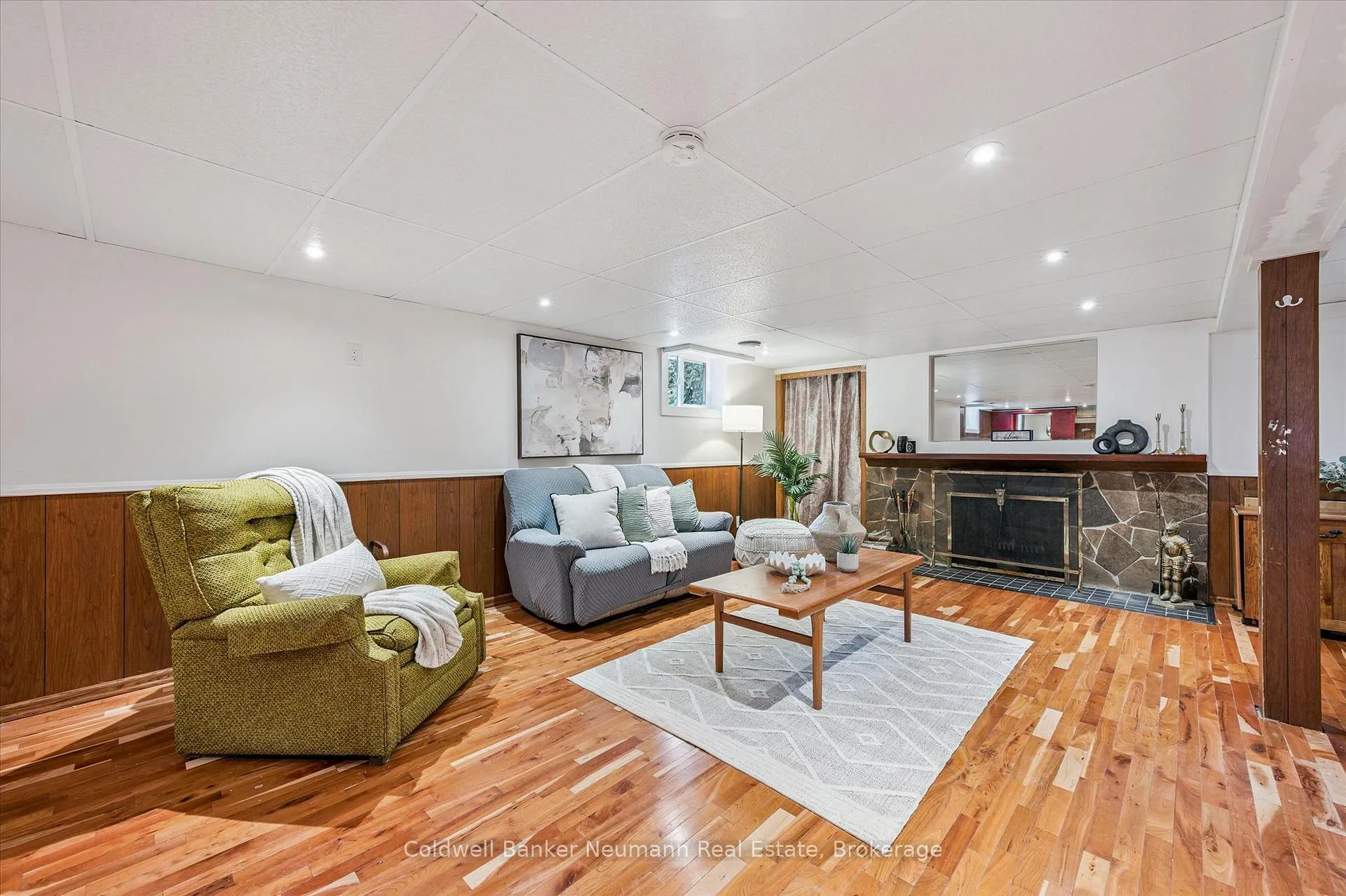 Photo 21 of 32 Sleeman Avenue, Guelph, Junction/Onward Willow — HOMEH