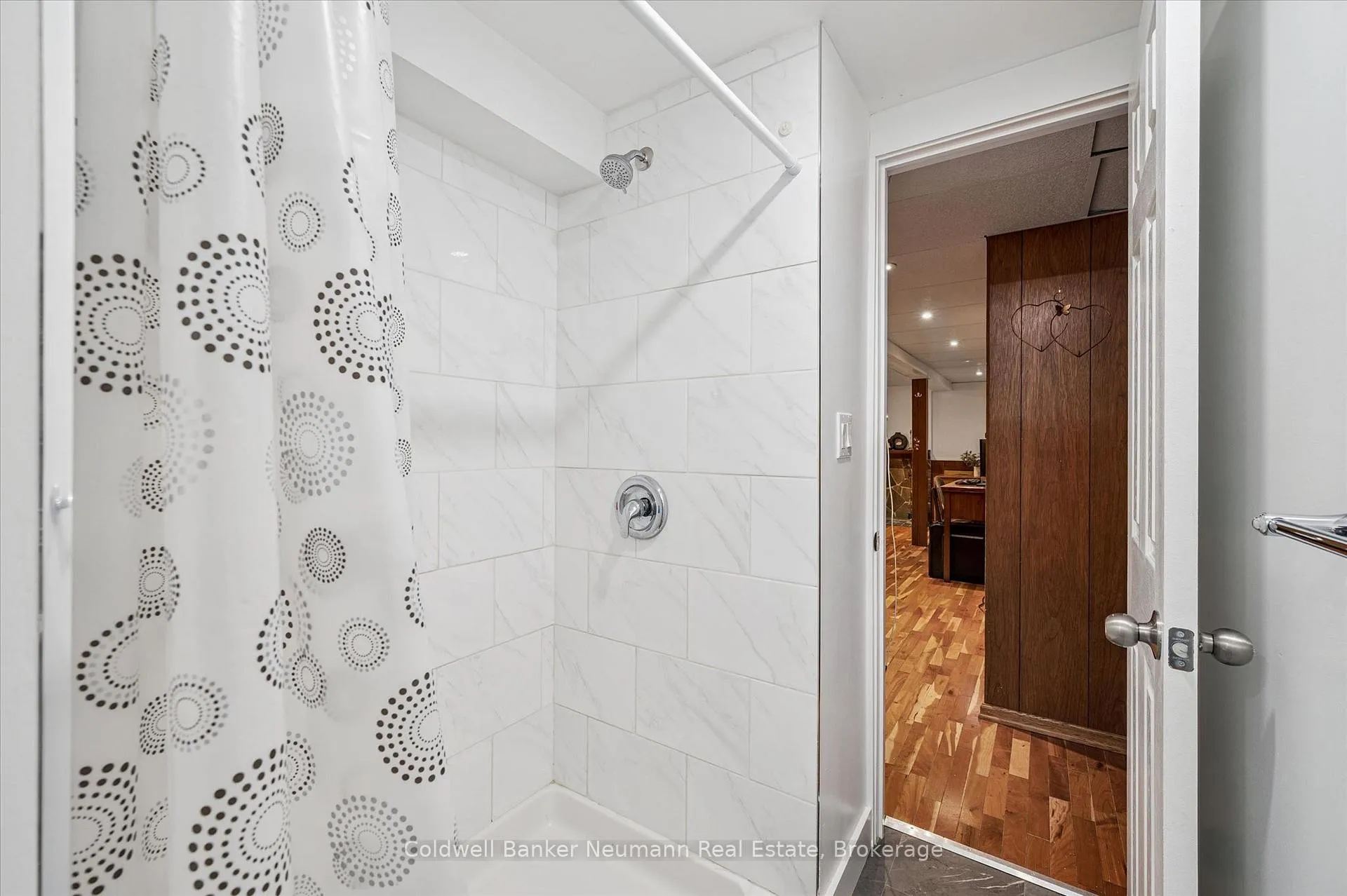 Photo 25 of 32 Sleeman Avenue, Guelph, Junction/Onward Willow — HOMEH