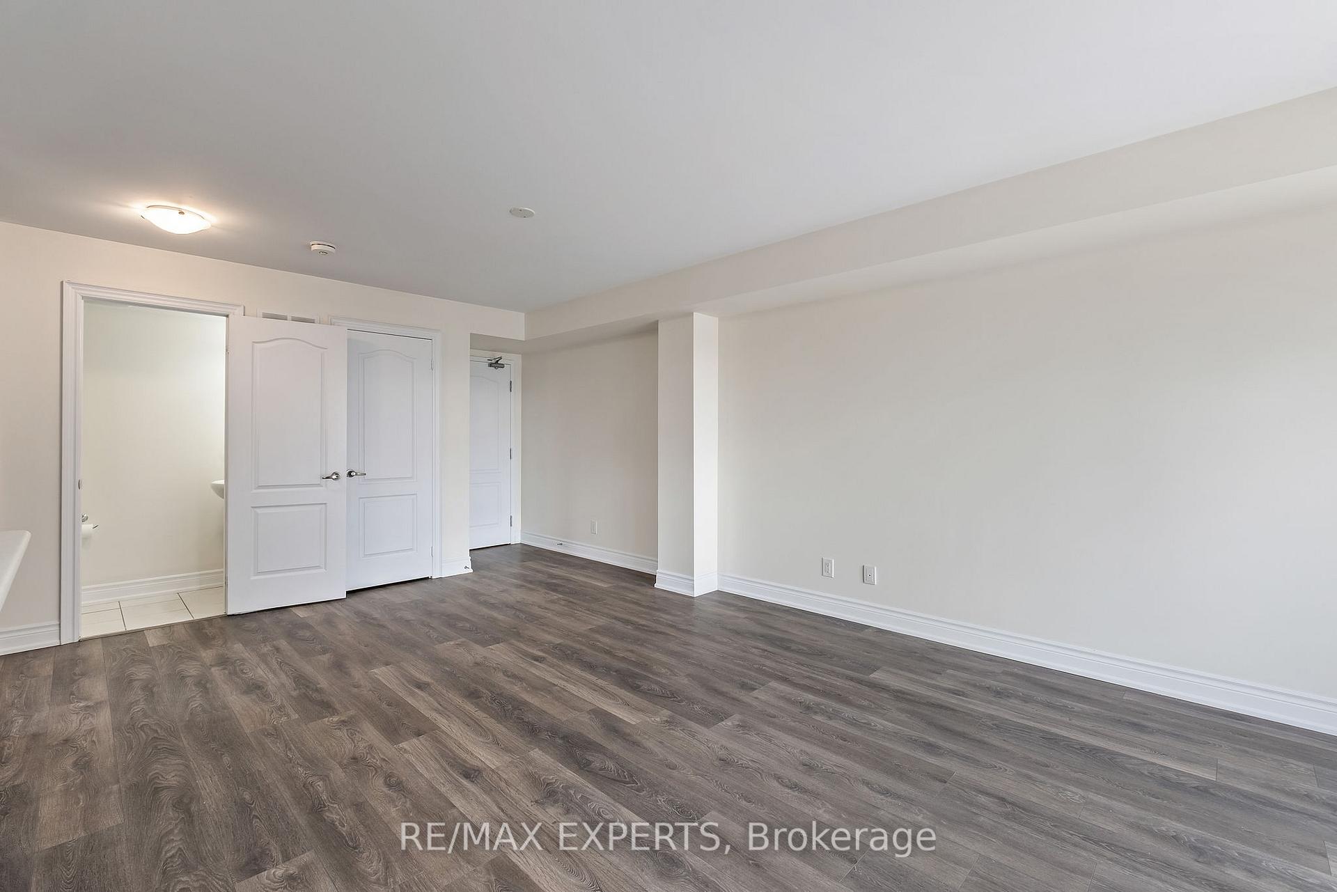 Photo 9 of Unit 204, 10 Dunsheath Way, Markham, Cornell — HOMEH