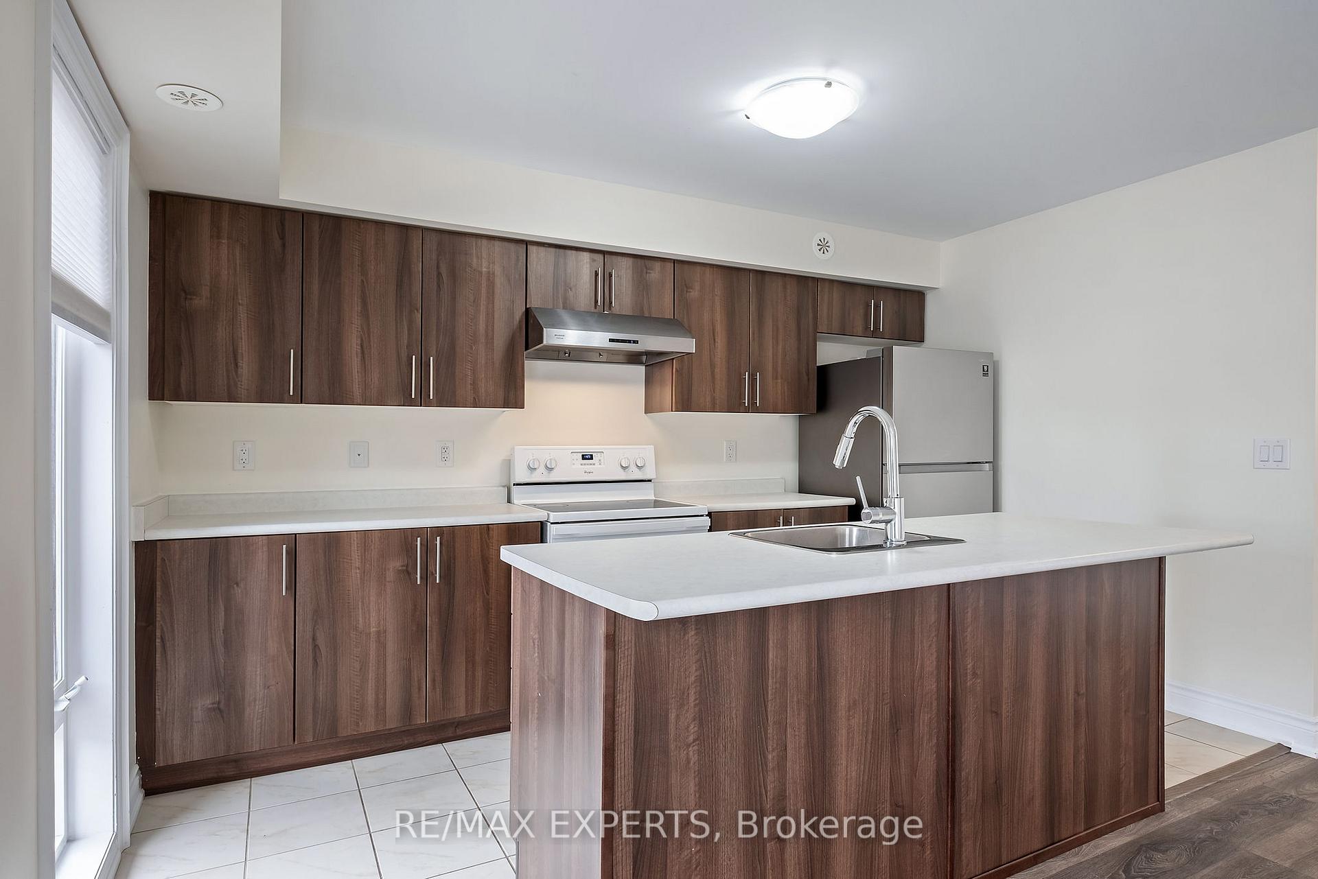 Photo 14 of Unit 204, 10 Dunsheath Way, Markham, Cornell — HOMEH