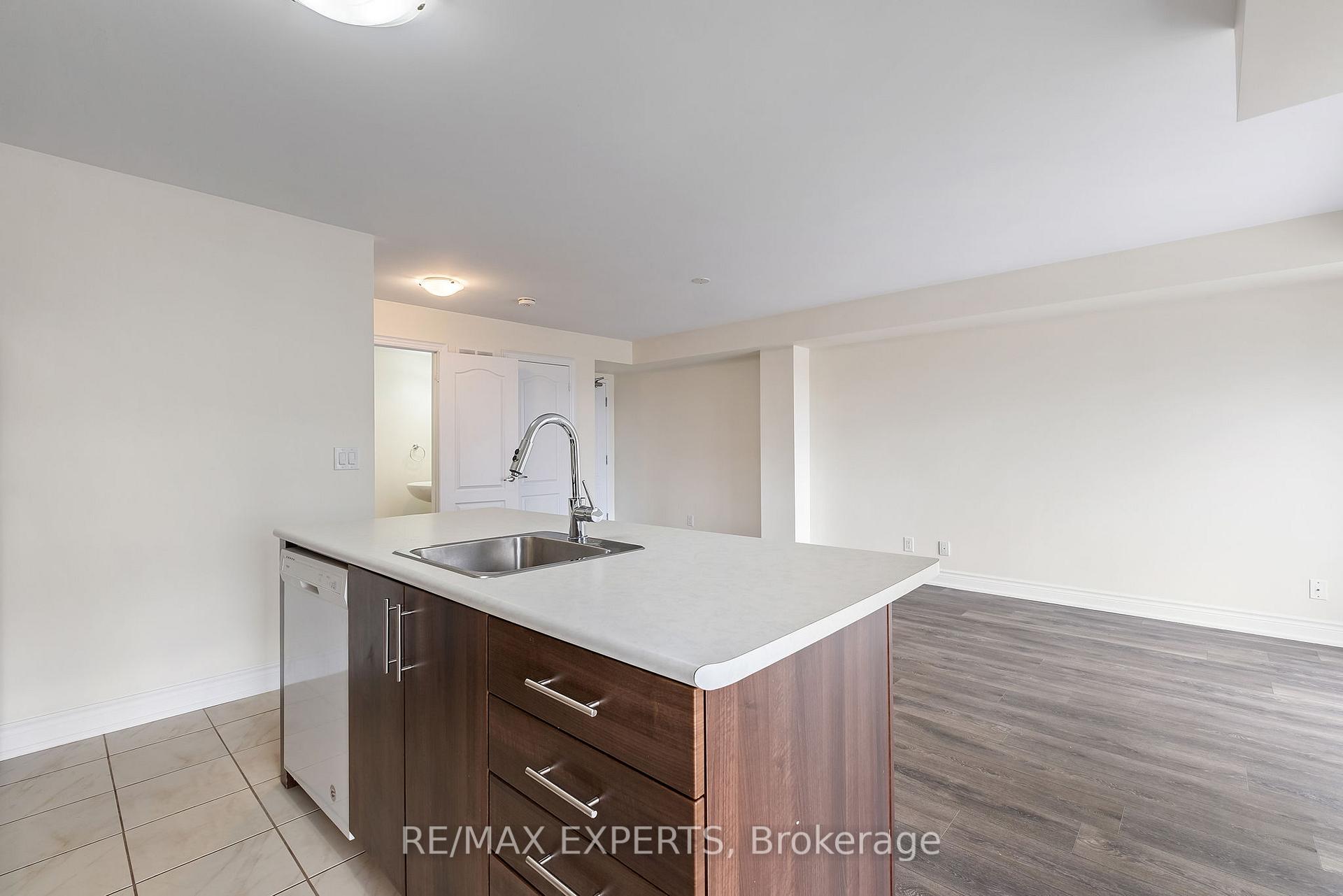 Photo 16 of Unit 204, 10 Dunsheath Way, Markham, Cornell — HOMEH