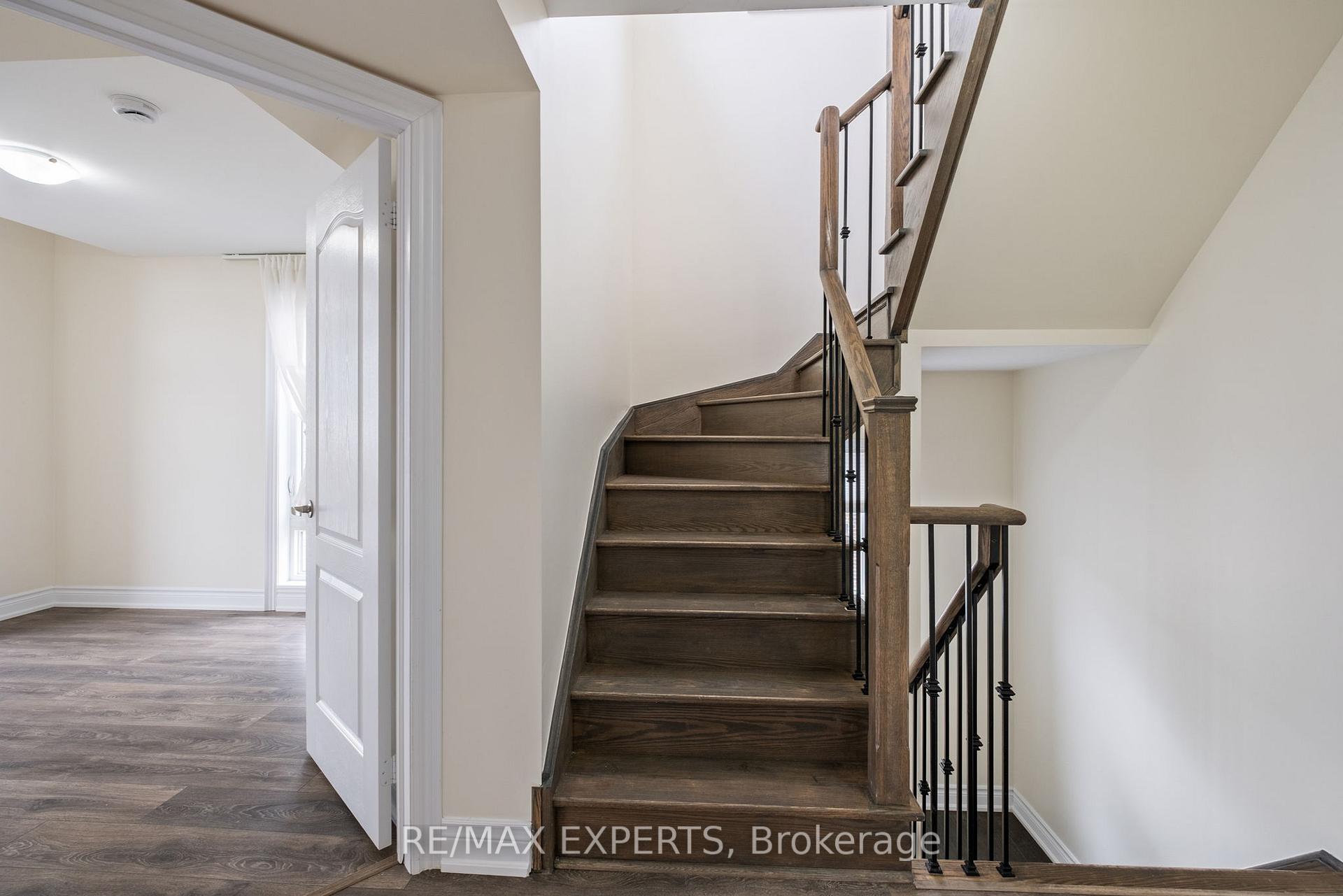 Photo 19 of Unit 204, 10 Dunsheath Way, Markham, Cornell — HOMEH