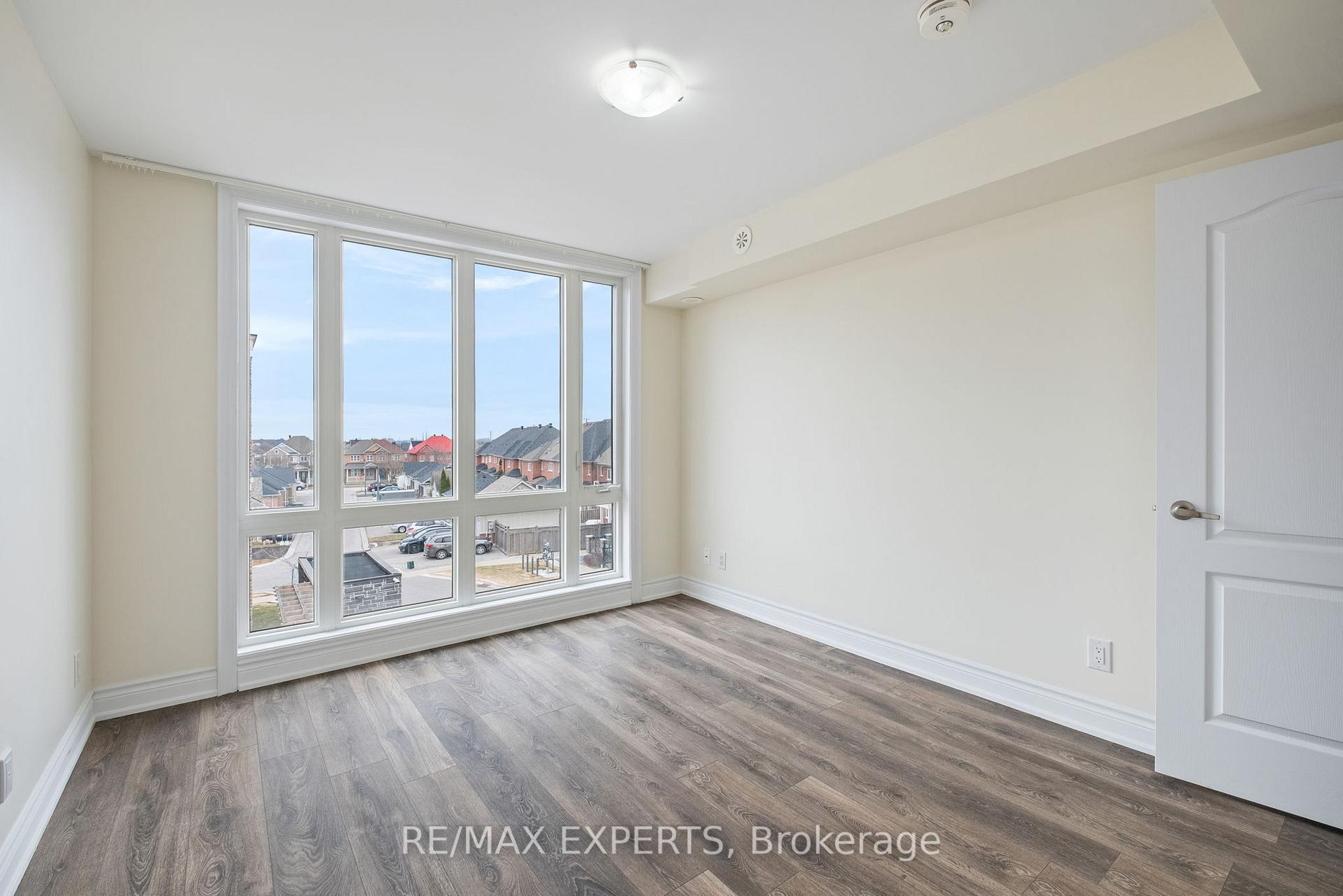 Photo 24 of Unit 204, 10 Dunsheath Way, Markham, Cornell — HOMEH
