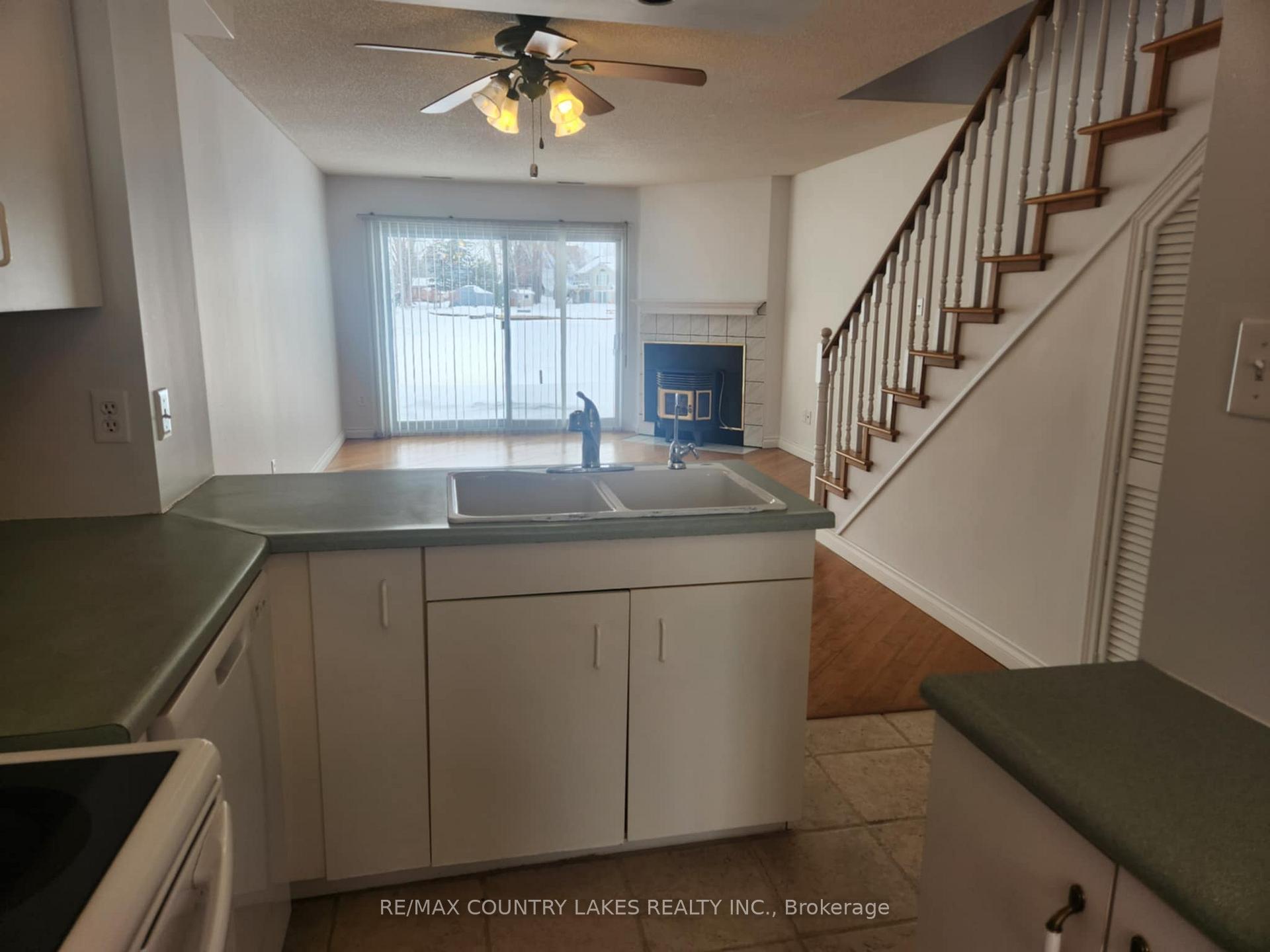 Photo 3 of Unit 8, 10 Laguna Parkway, Ramara, Brechin — HOMEH