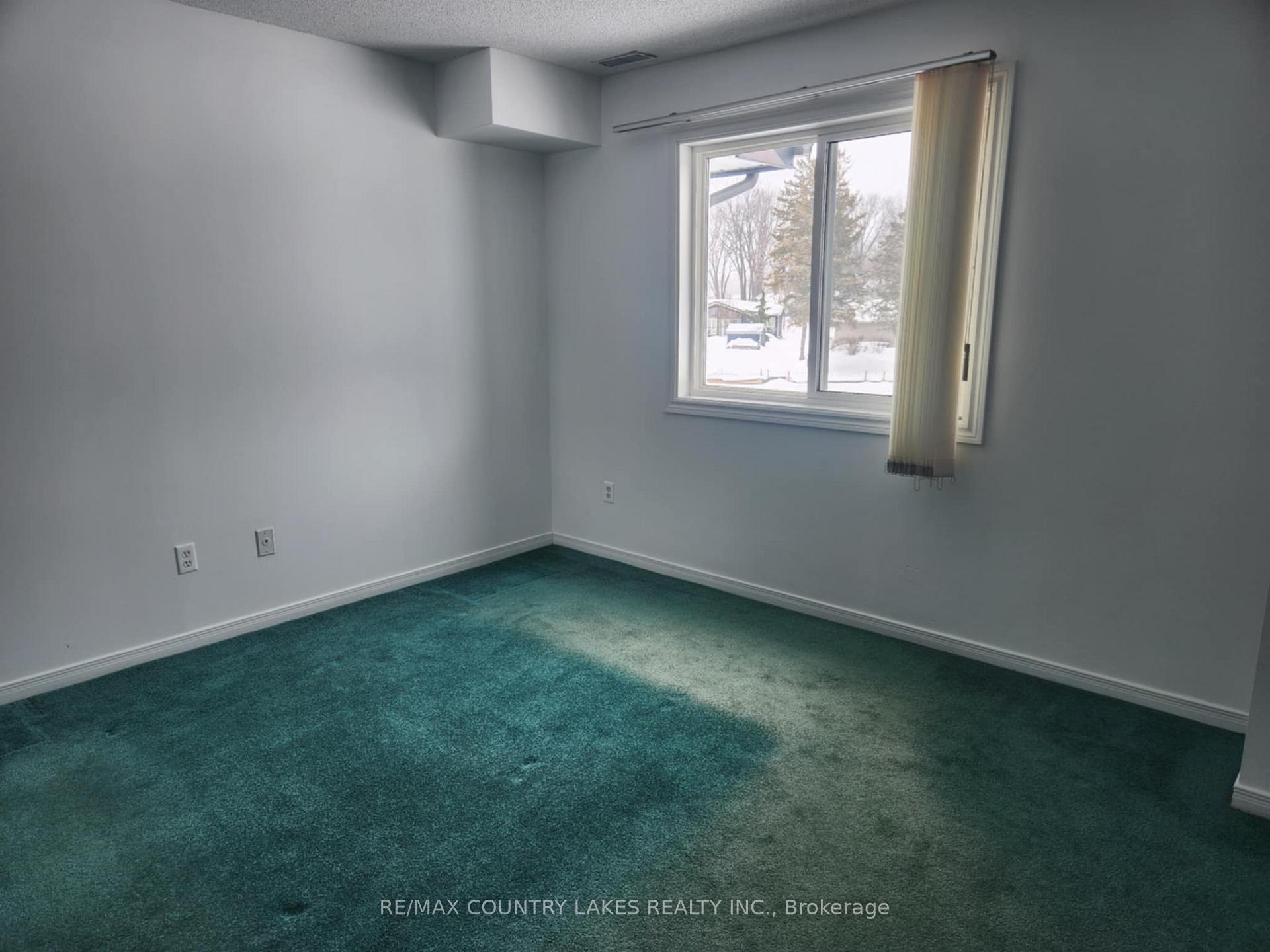 Photo 7 of Unit 8, 10 Laguna Parkway, Ramara, Brechin — HOMEH