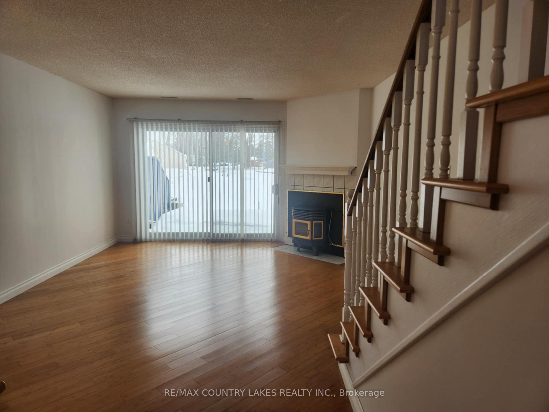 Photo 12 of Unit 8, 10 Laguna Parkway, Ramara, Brechin — HOMEH