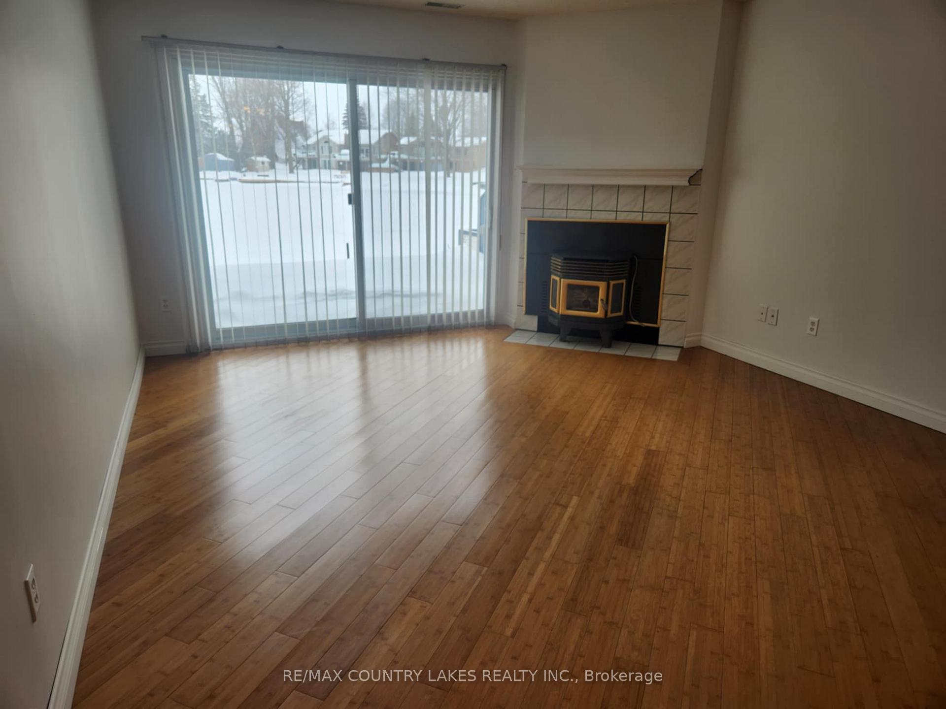 Photo 13 of Unit 8, 10 Laguna Parkway, Ramara, Brechin — HOMEH