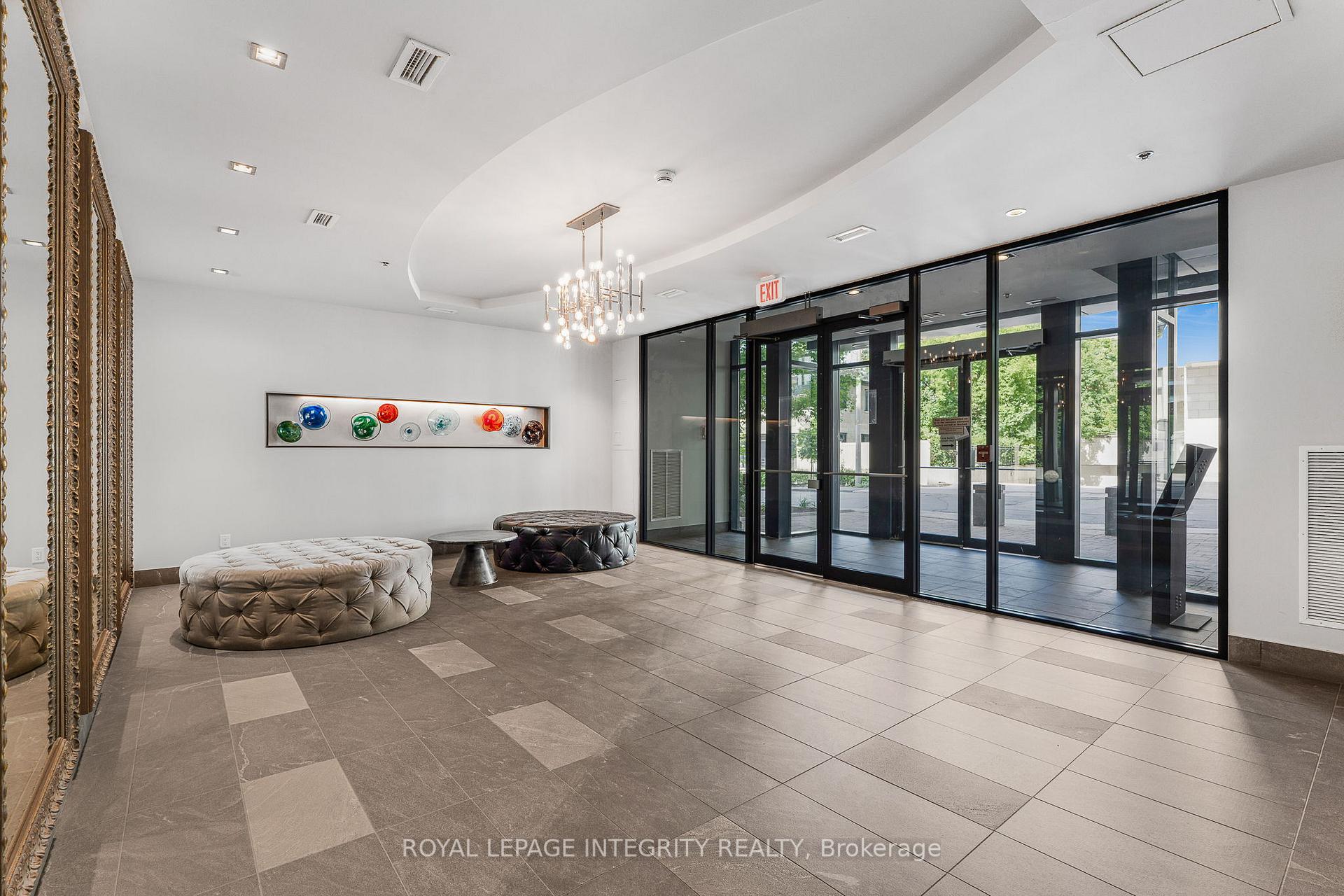Photo 4 of Unit 811, 360 Patricia Avenue, Ottawa, Westboro South — HOMEH