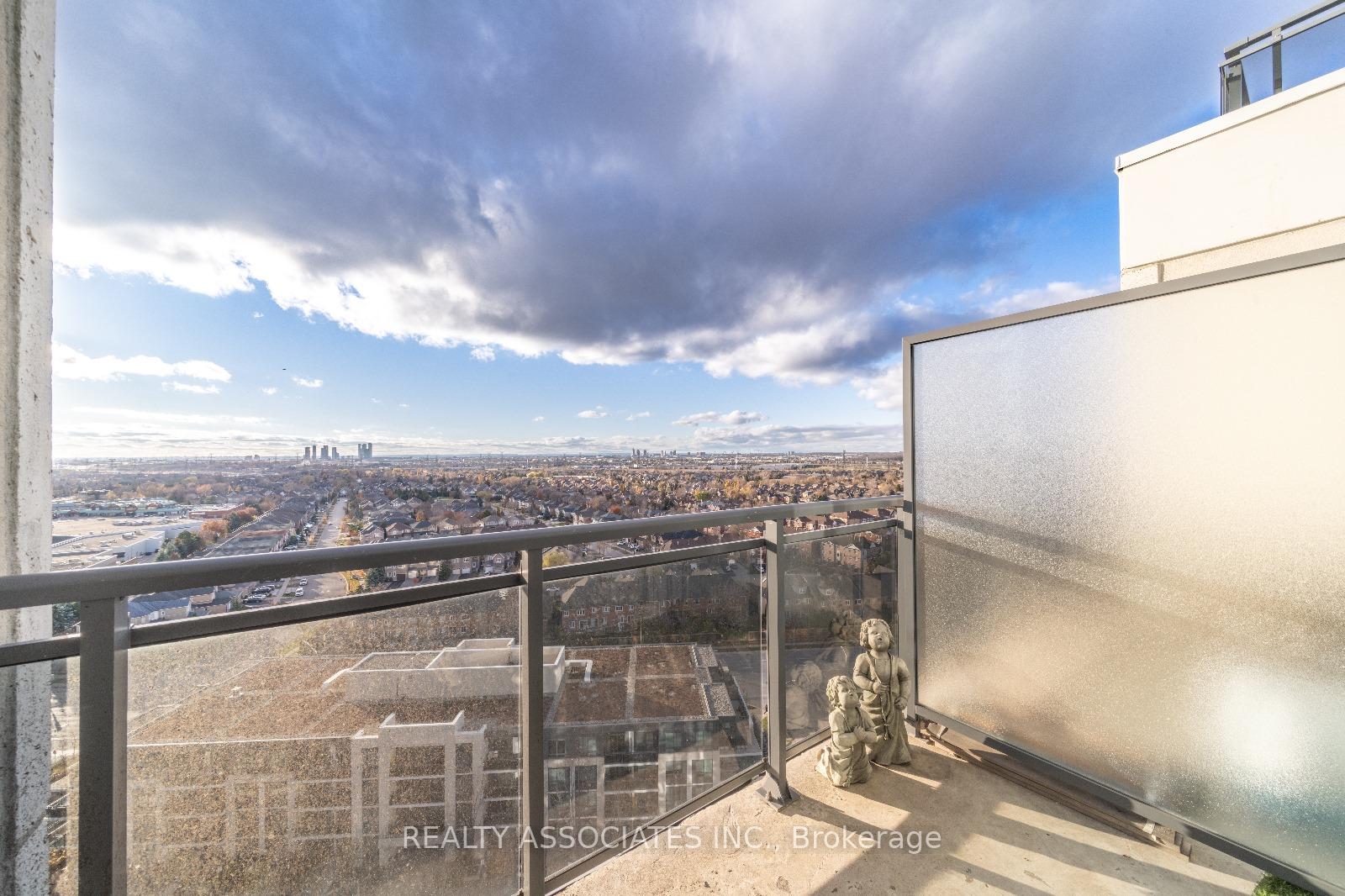 Photo 4 of Unit 1609, 75 North Park Road, Vaughan, Beverley Glen — HOMEH
