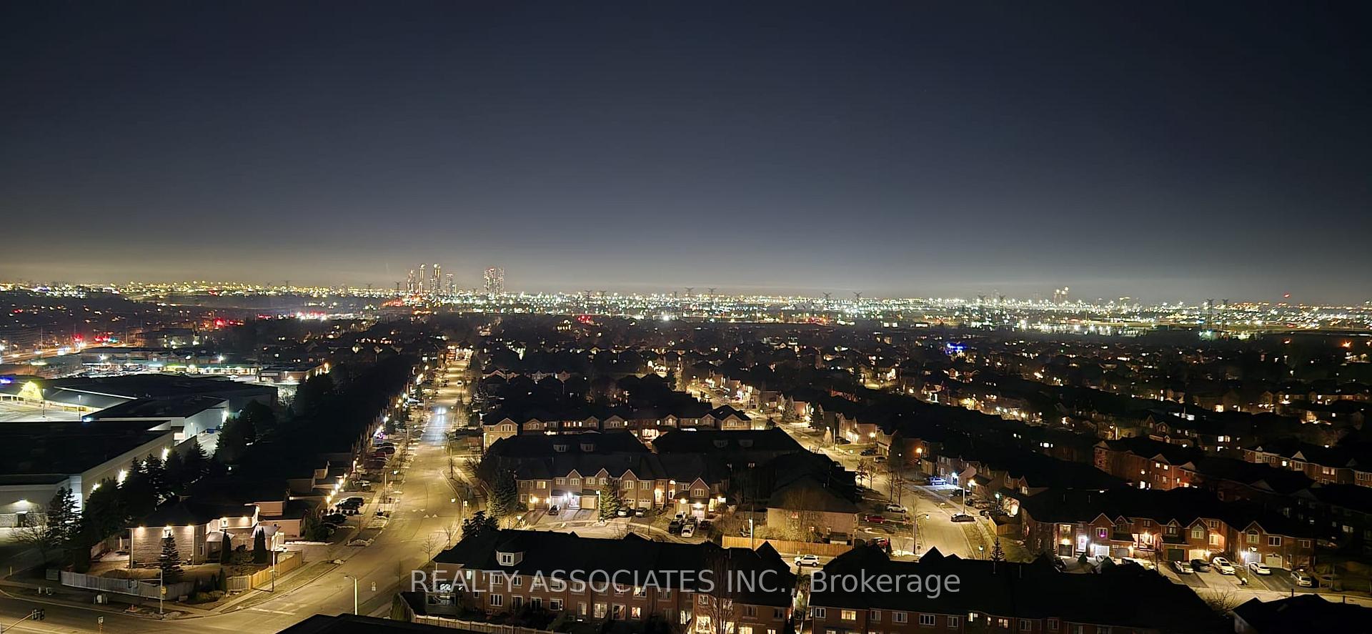 Photo 6 of Unit 1609, 75 North Park Road, Vaughan, Beverley Glen — HOMEH