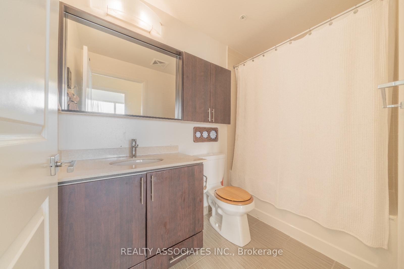 Photo 15 of Unit 1609, 75 North Park Road, Vaughan, Beverley Glen — HOMEH