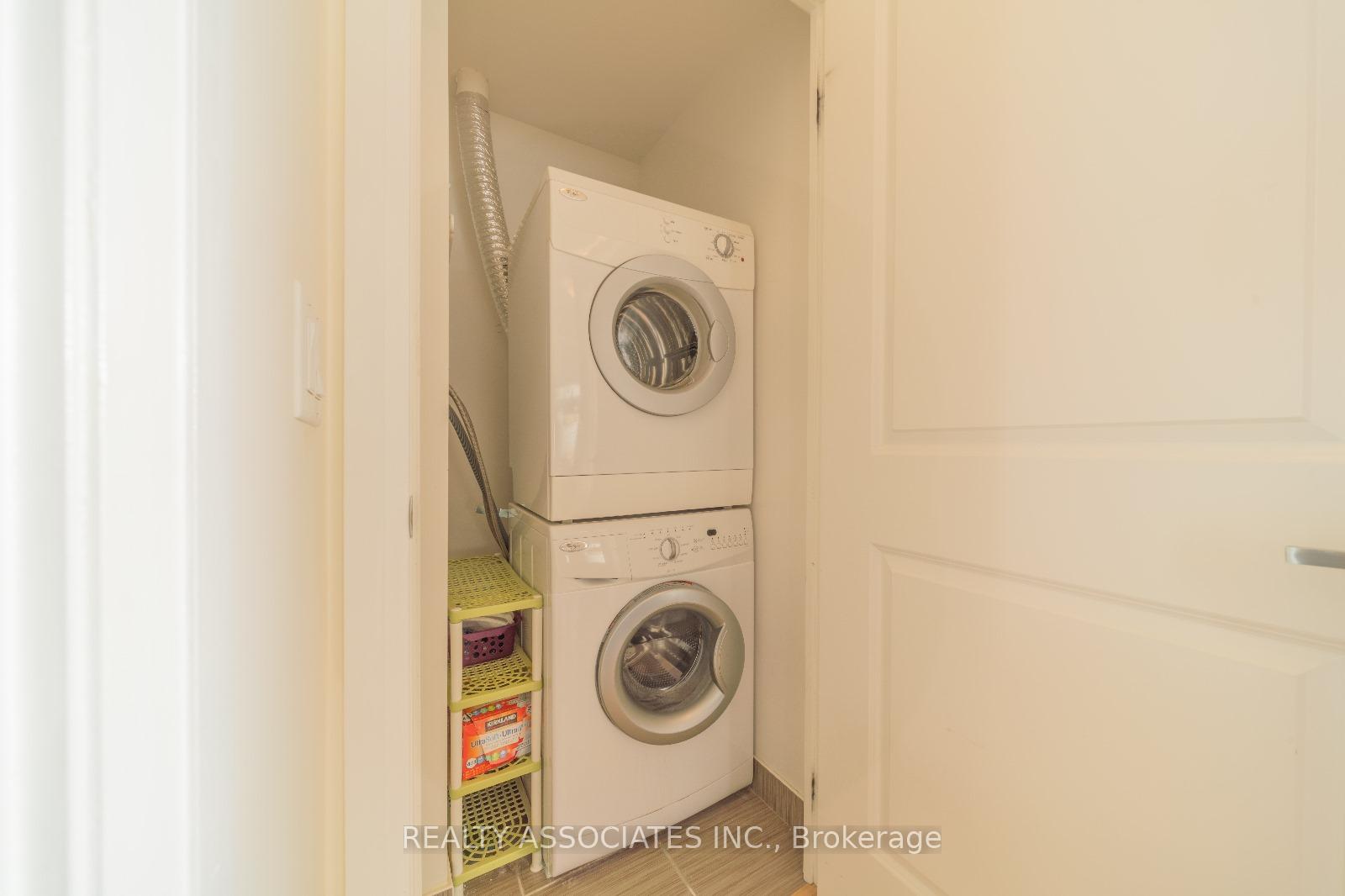 Photo 16 of Unit 1609, 75 North Park Road, Vaughan, Beverley Glen — HOMEH