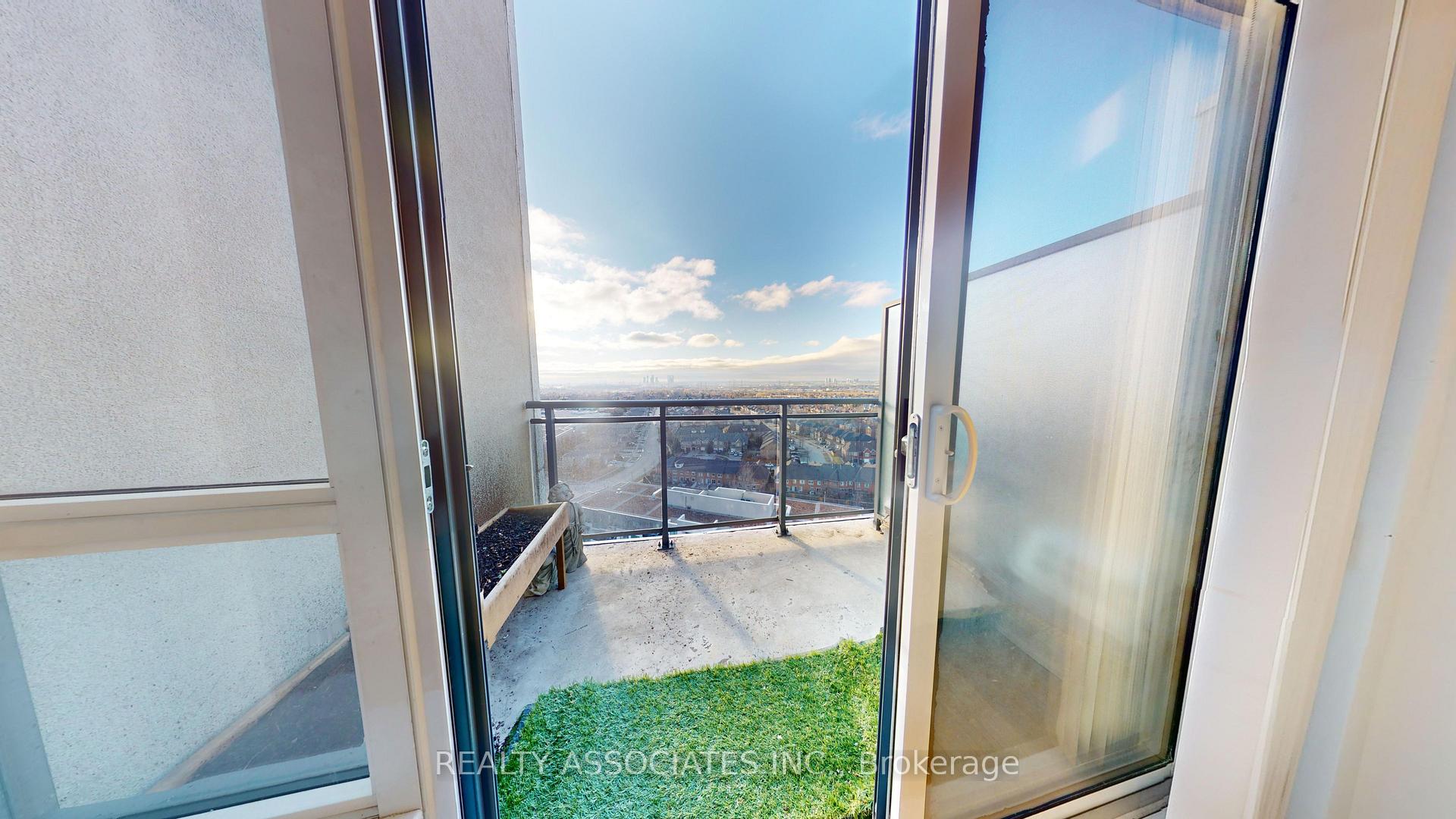 Photo 32 of Unit 1609, 75 North Park Road, Vaughan, Beverley Glen — HOMEH