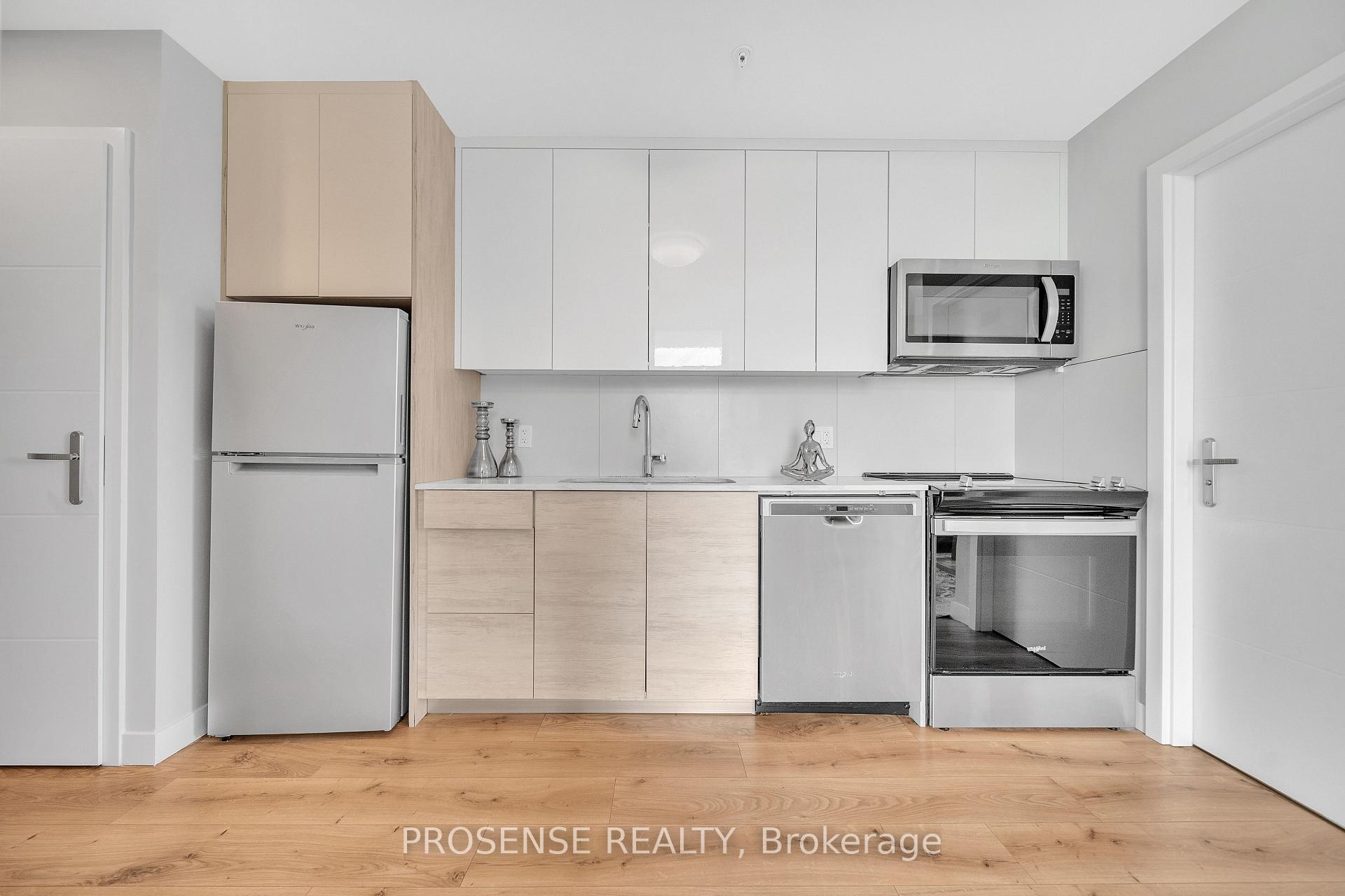 Photo 22 of Unit 902, 60 Frederick Street, Kitchener — HOMEH