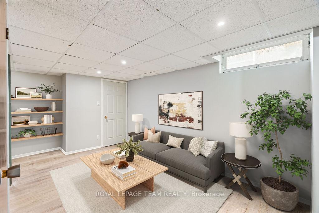 Photo 57 of Unit A, 177 Valley Stream Drive, Ottawa, Leslie Park — HOMEH