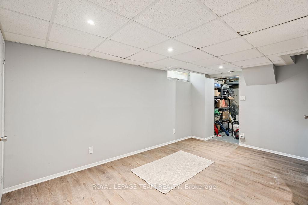 Photo 58 of Unit A, 177 Valley Stream Drive, Ottawa, Leslie Park — HOMEH