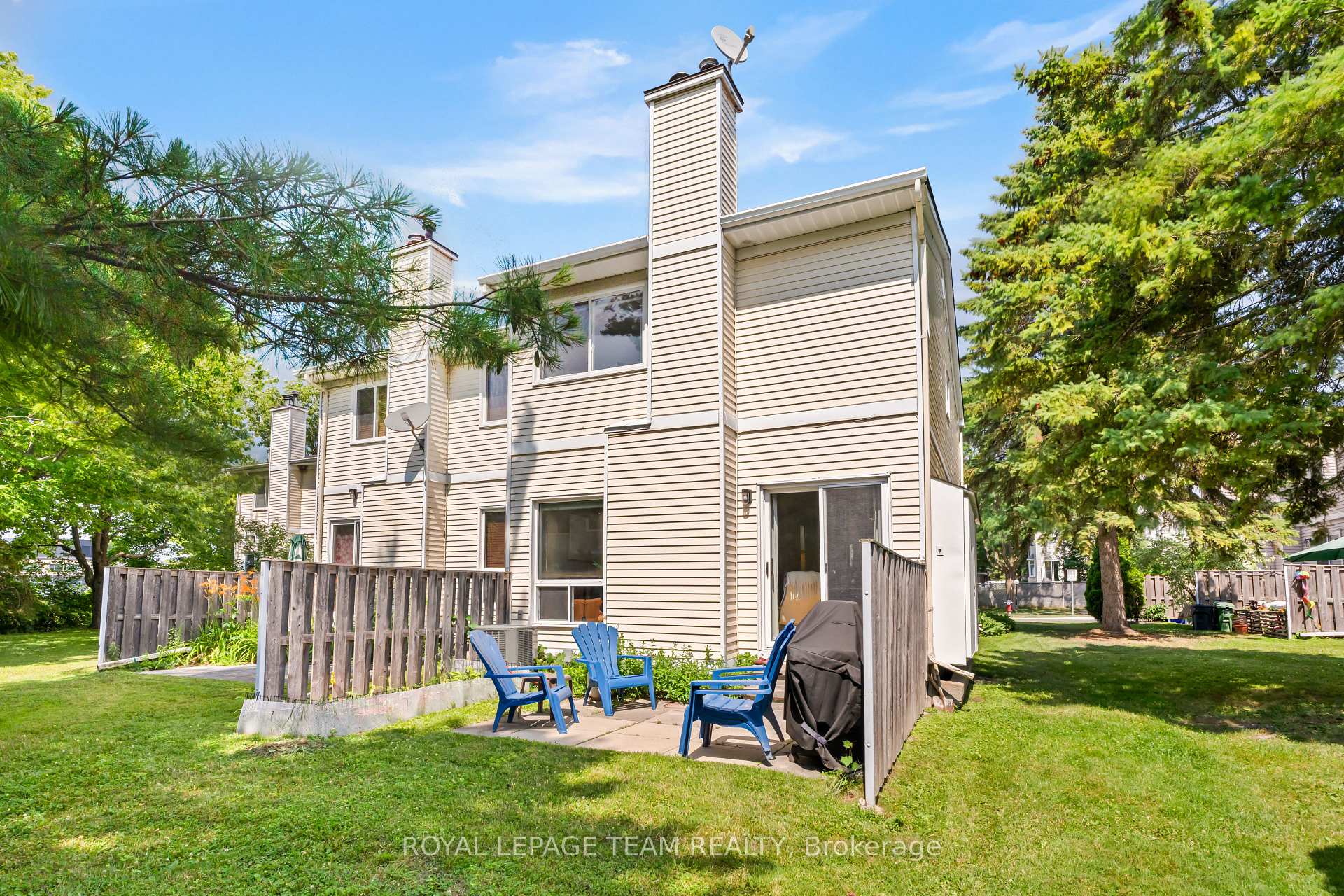 Photo 66 of Unit A, 177 Valley Stream Drive, Ottawa, Leslie Park — HOMEH