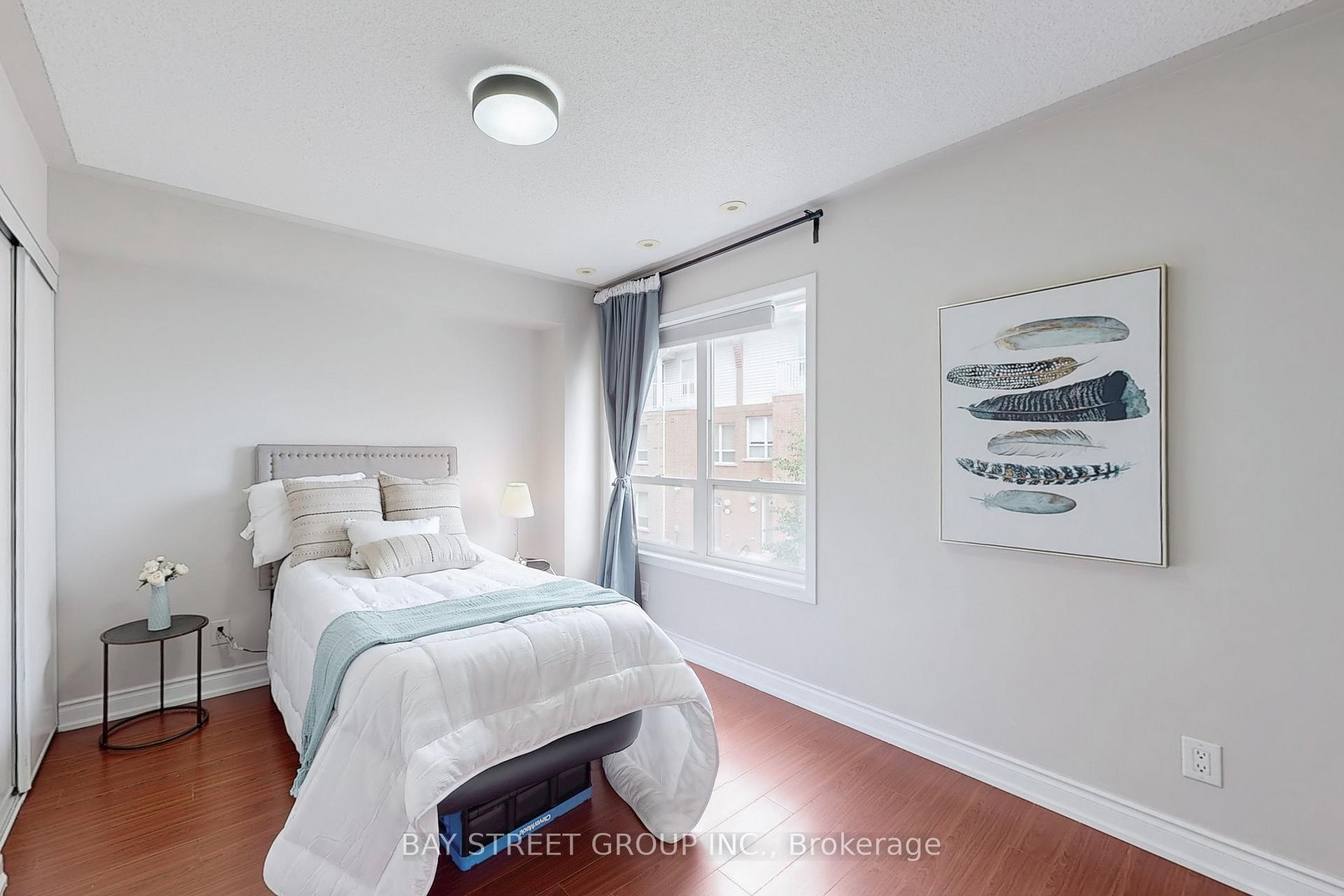 Photo 11 of 20 Faithful Way, Markham, Milliken Mills East — HOMEH