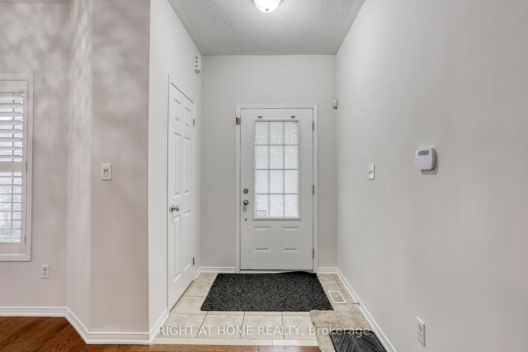Photo 6 of 102 Gillett Drive, Ajax, Northeast Ajax — HOMEH
