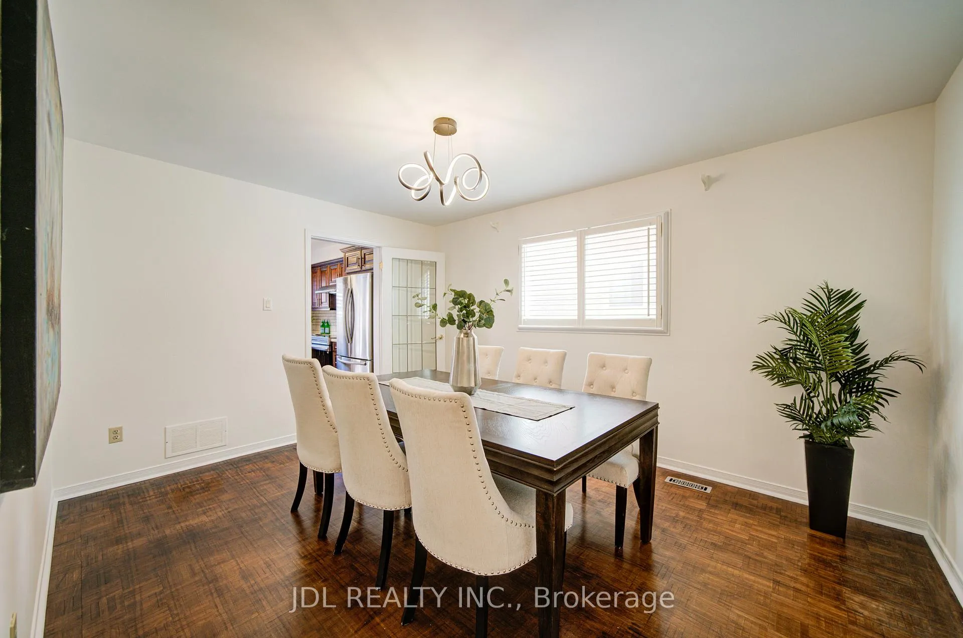 Photo 7 of 50 Summitcrest Drive, Richmond Hill, Devonsleigh — HOMEH