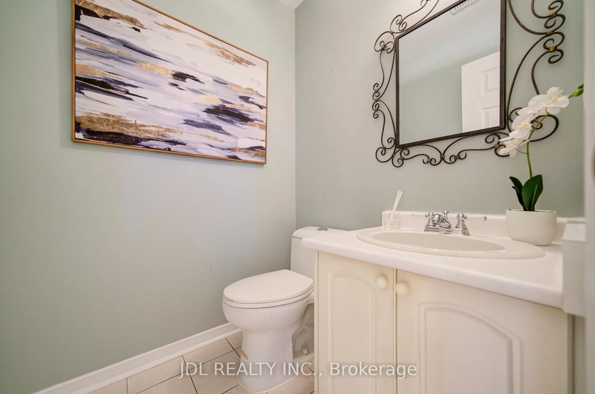 Photo 10 of 50 Summitcrest Drive, Richmond Hill, Devonsleigh — HOMEH
