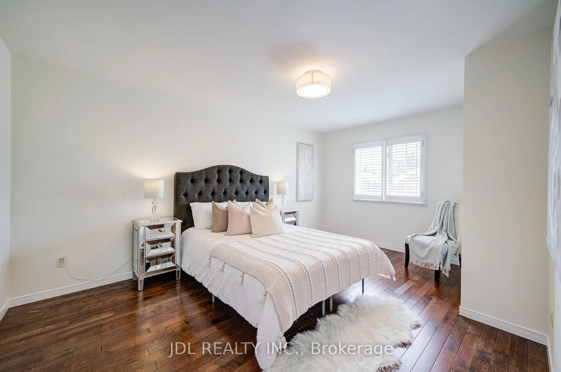 Photo 24 of 50 Summitcrest Drive, Richmond Hill, Devonsleigh — HOMEH