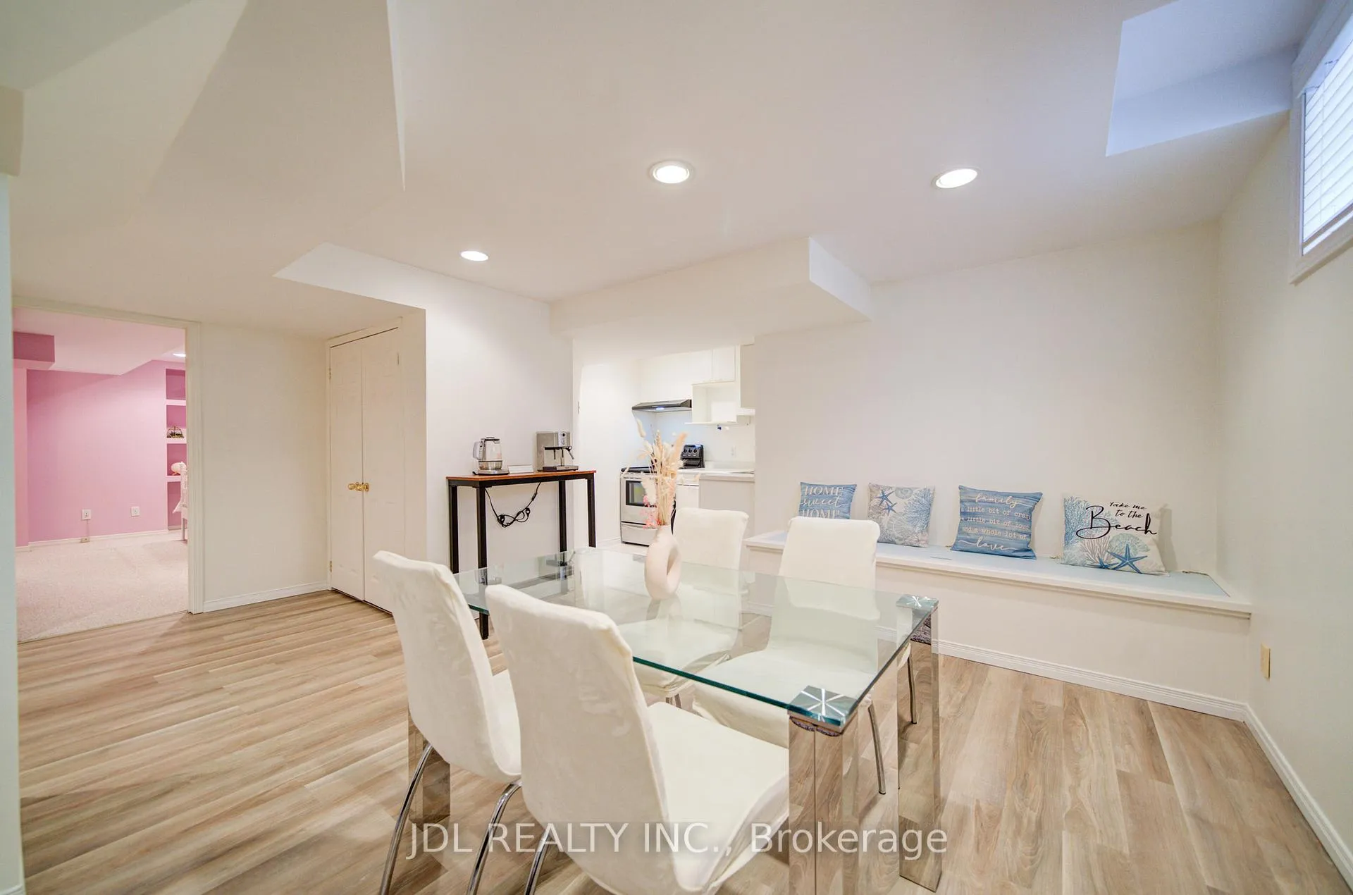 Photo 43 of 50 Summitcrest Drive, Richmond Hill, Devonsleigh — HOMEH