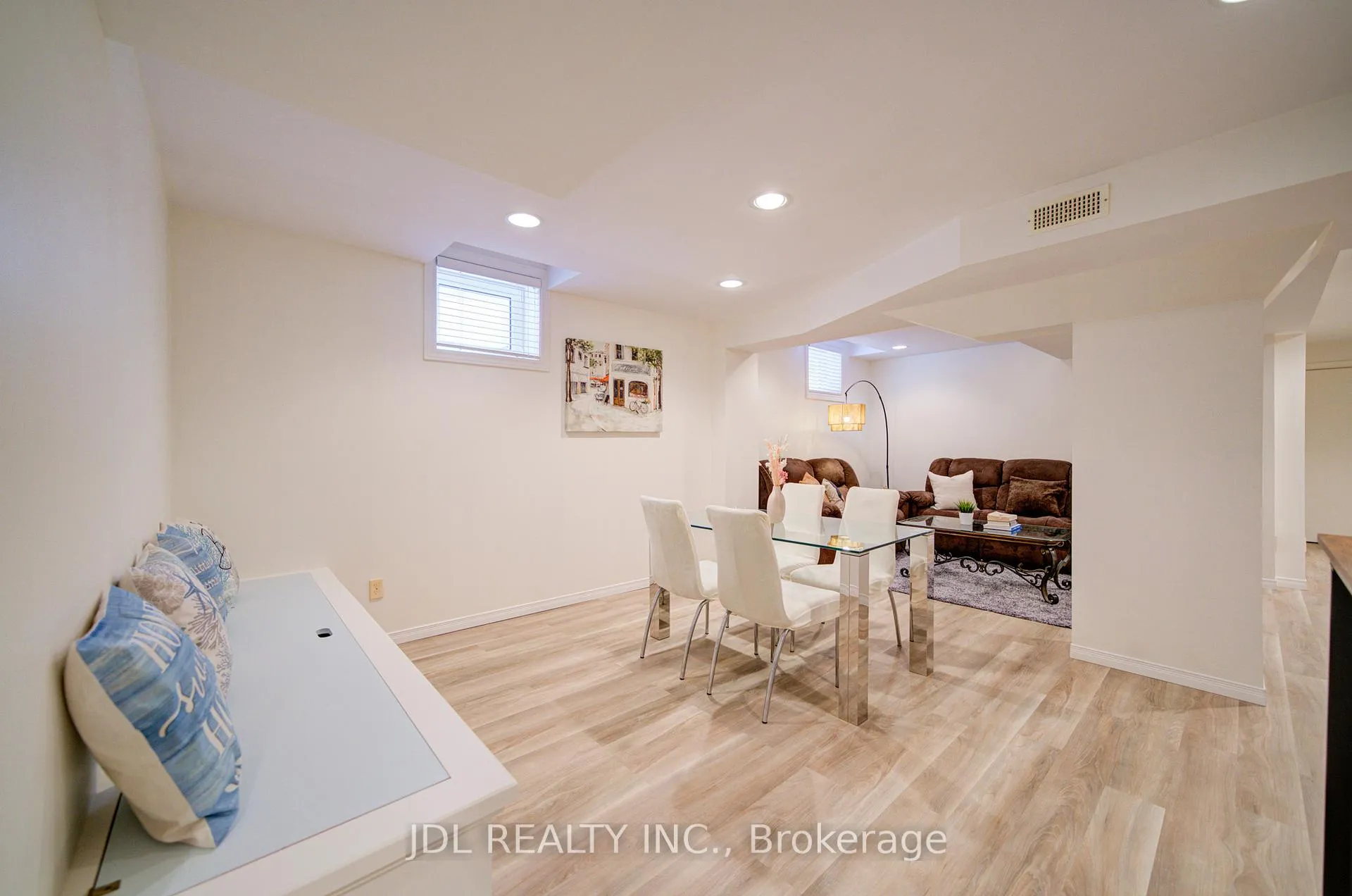 Photo 47 of 50 Summitcrest Drive, Richmond Hill, Devonsleigh — HOMEH