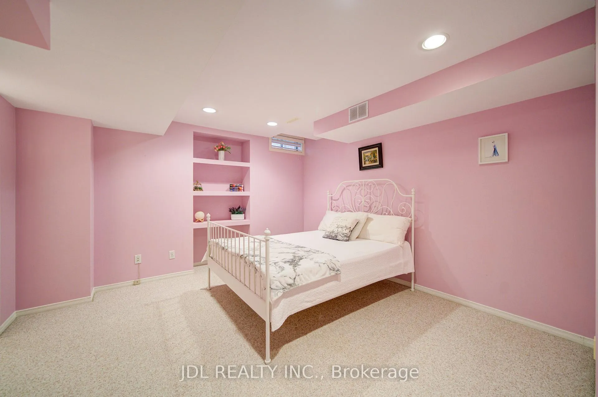Photo 48 of 50 Summitcrest Drive, Richmond Hill, Devonsleigh — HOMEH
