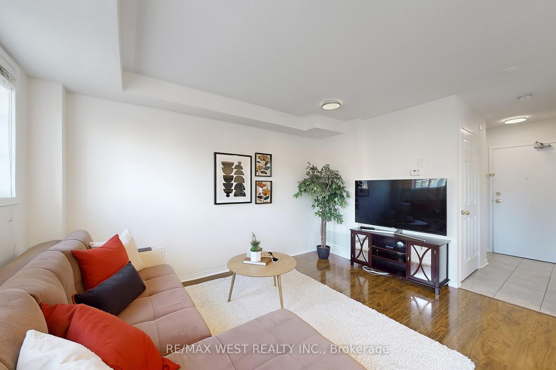 Photo 14 of Unit C212, 110 Cornell Park Avenue, Markham, Cornell — HOMEH