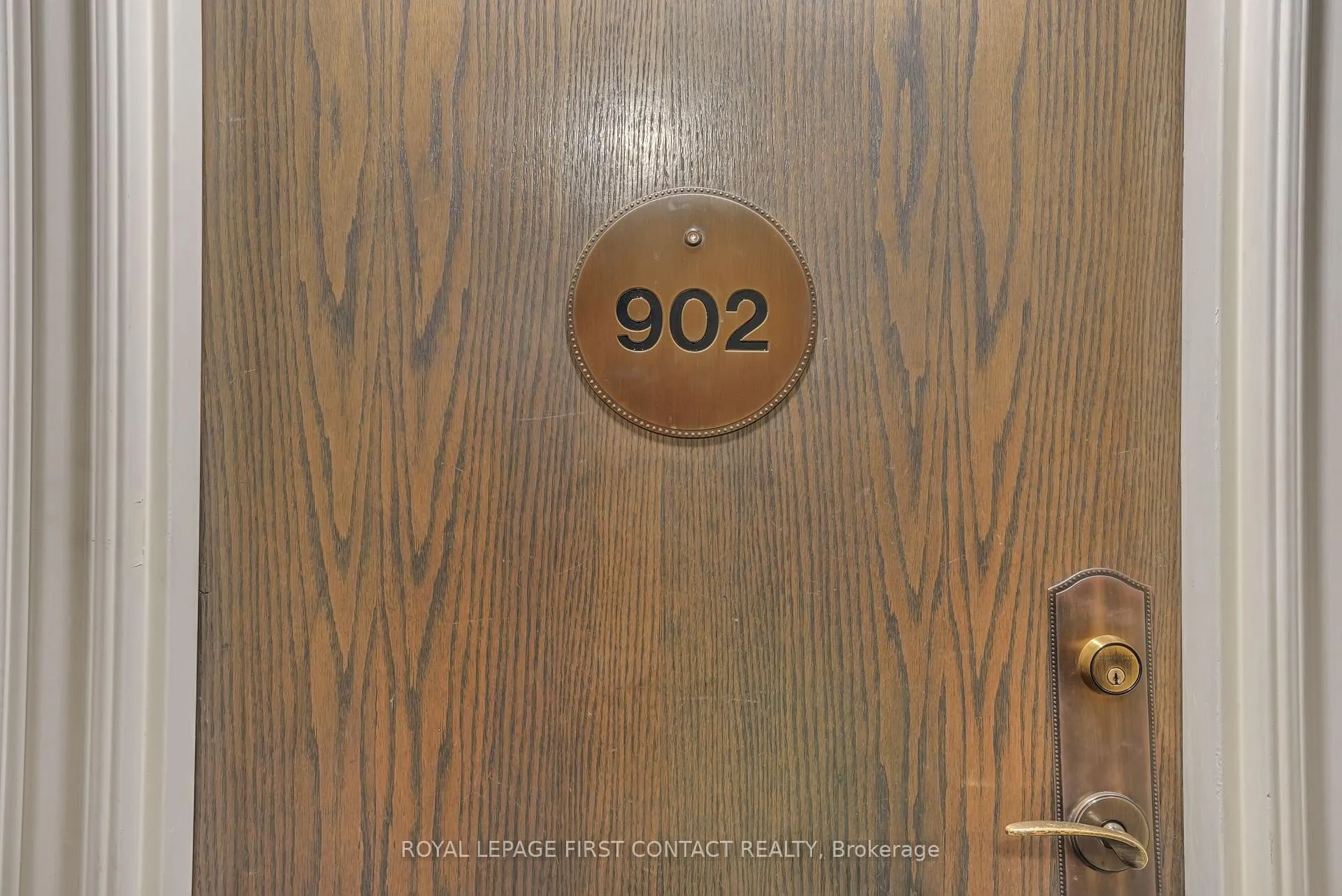 Photo 8 of Unit 902, 65 Ellen Street, Barrie, City Centre — HOMEH