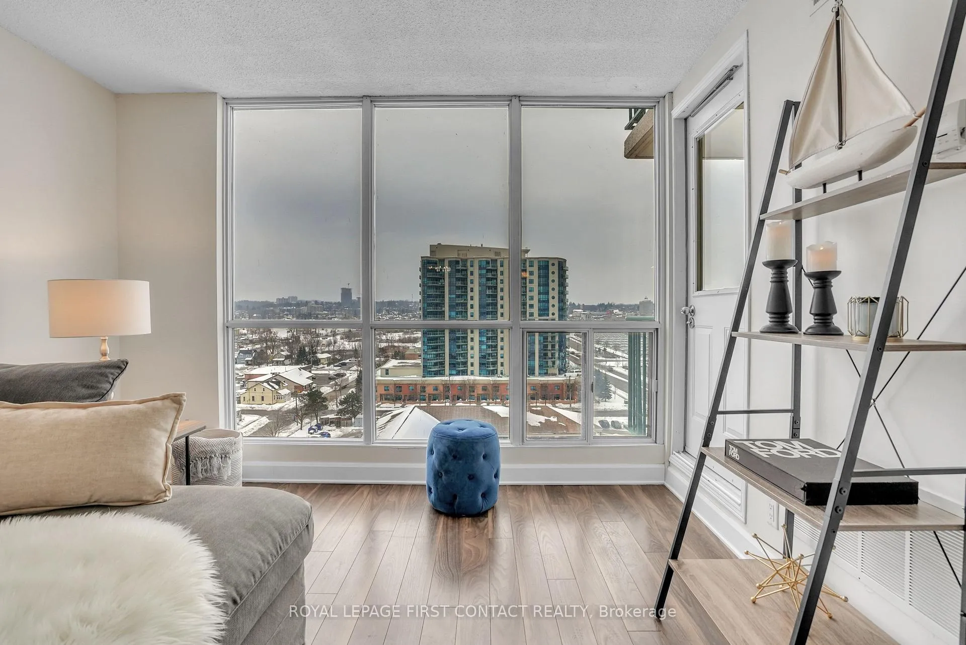 Photo 12 of Unit 902, 65 Ellen Street, Barrie, City Centre — HOMEH