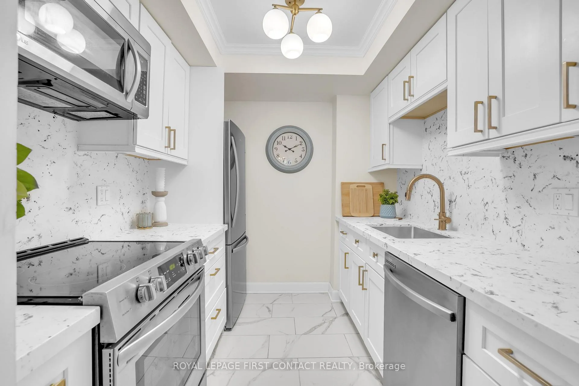 Photo 21 of Unit 902, 65 Ellen Street, Barrie, City Centre — HOMEH