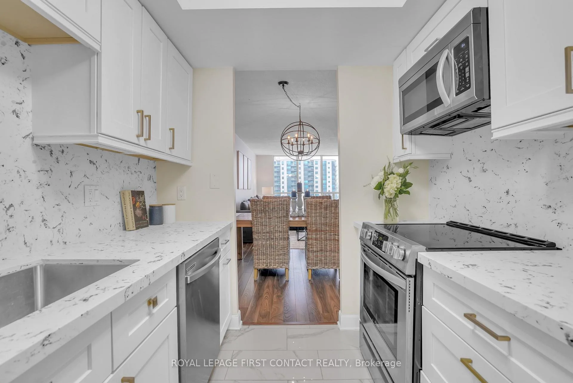Photo 24 of Unit 902, 65 Ellen Street, Barrie, City Centre — HOMEH