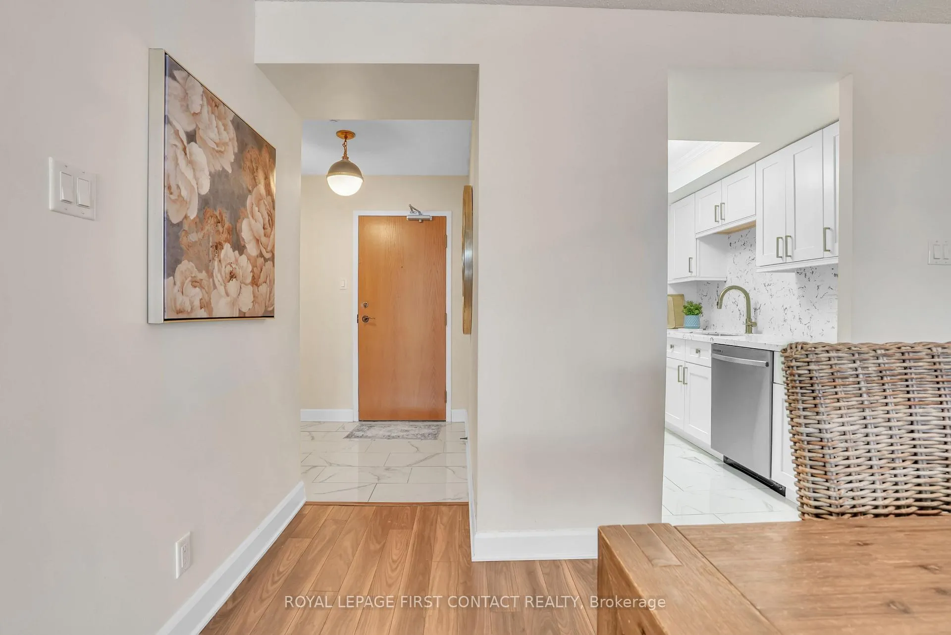 Photo 32 of Unit 902, 65 Ellen Street, Barrie, City Centre — HOMEH