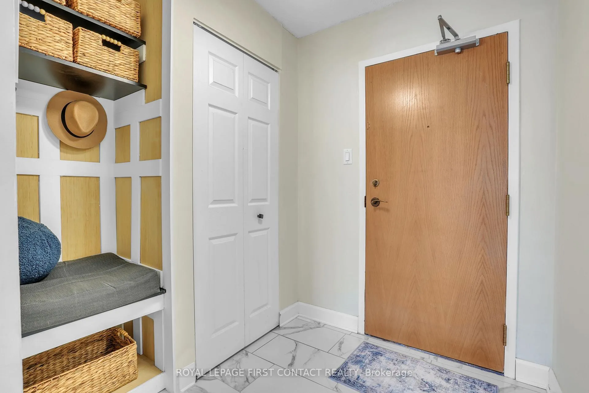 Photo 33 of Unit 902, 65 Ellen Street, Barrie, City Centre — HOMEH