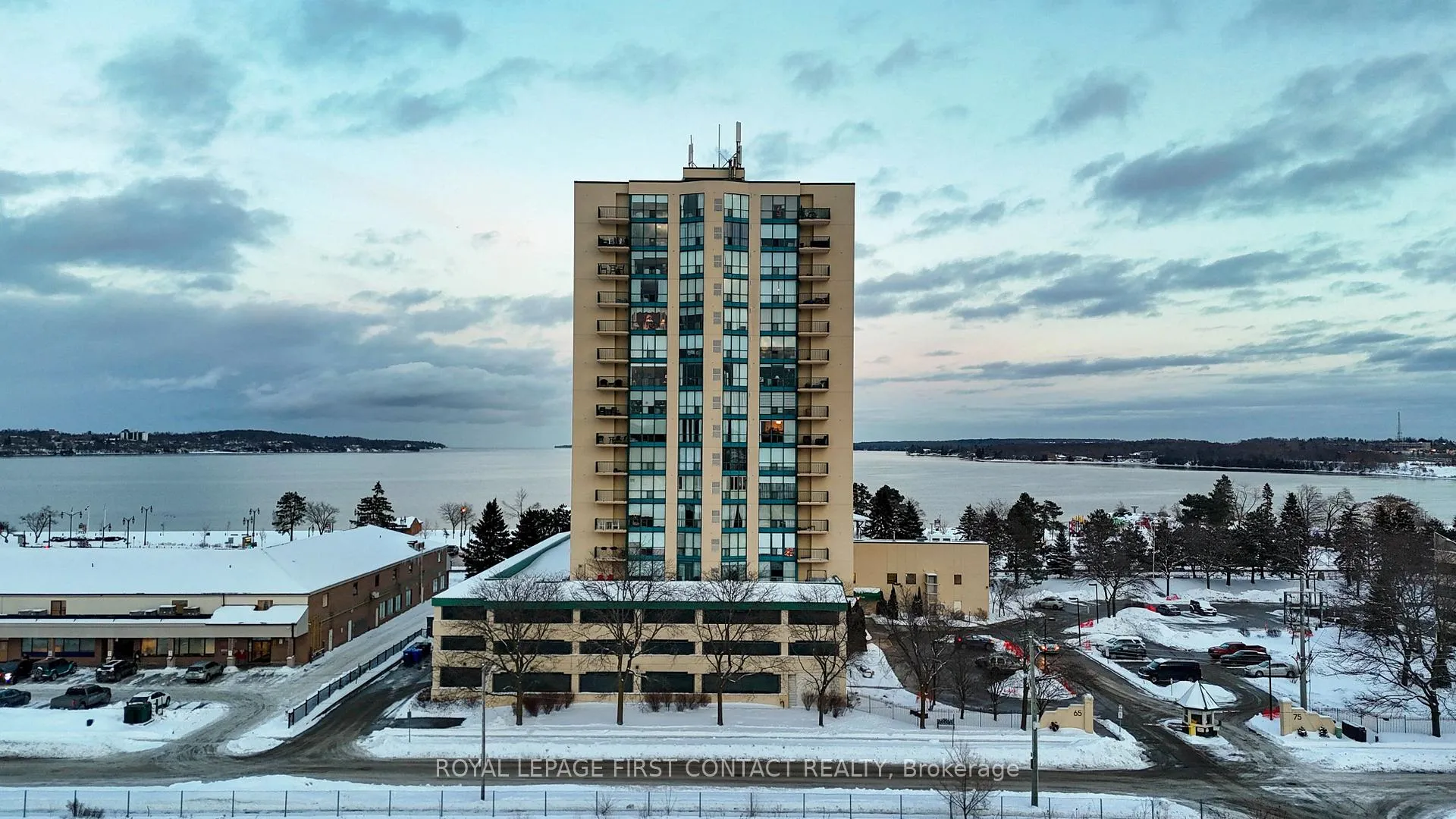 Photo 50 of Unit 902, 65 Ellen Street, Barrie, City Centre — HOMEH