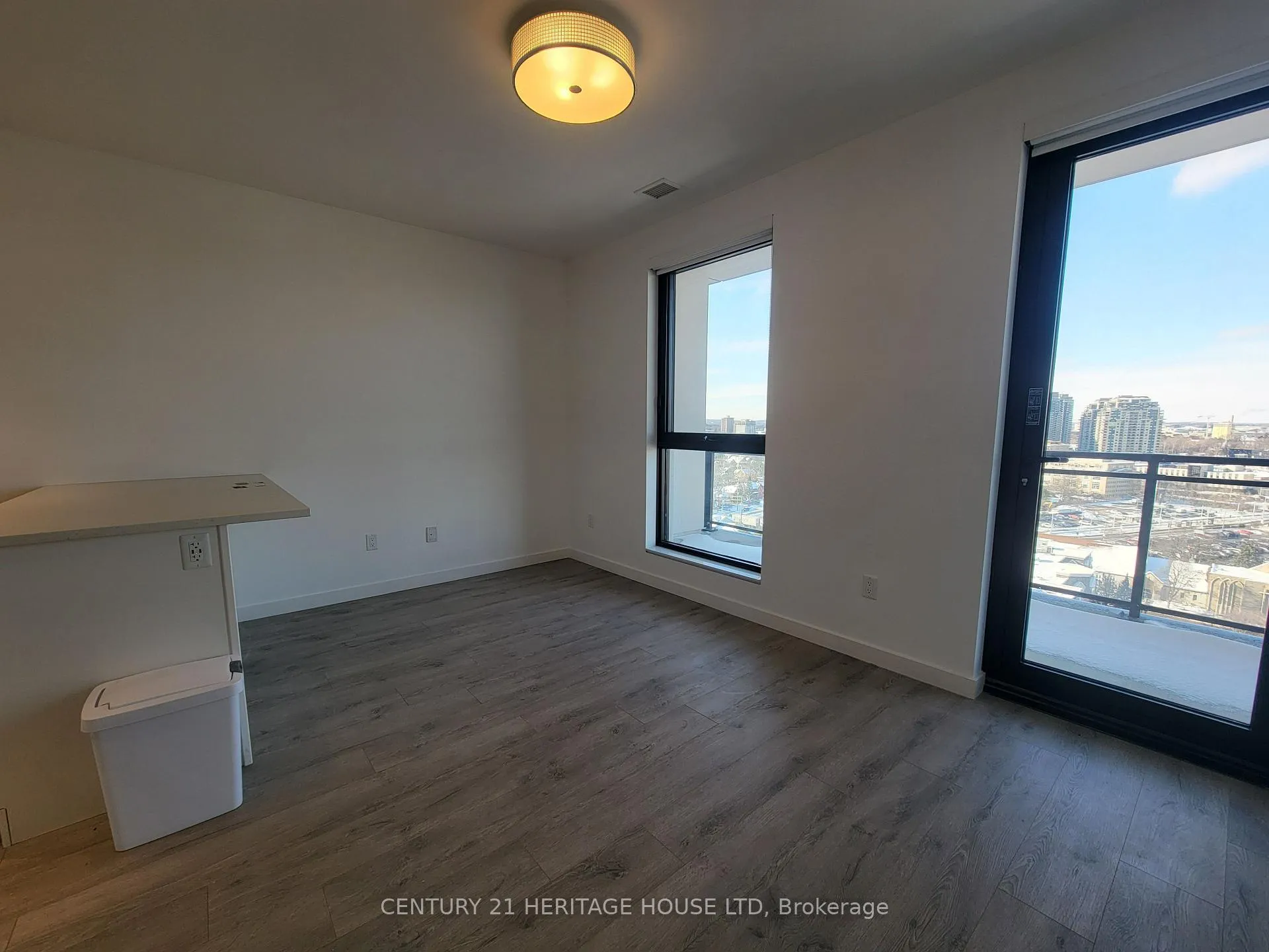 Photo 9 of Unit 1311, 181 King Street S, Waterloo — HOMEH