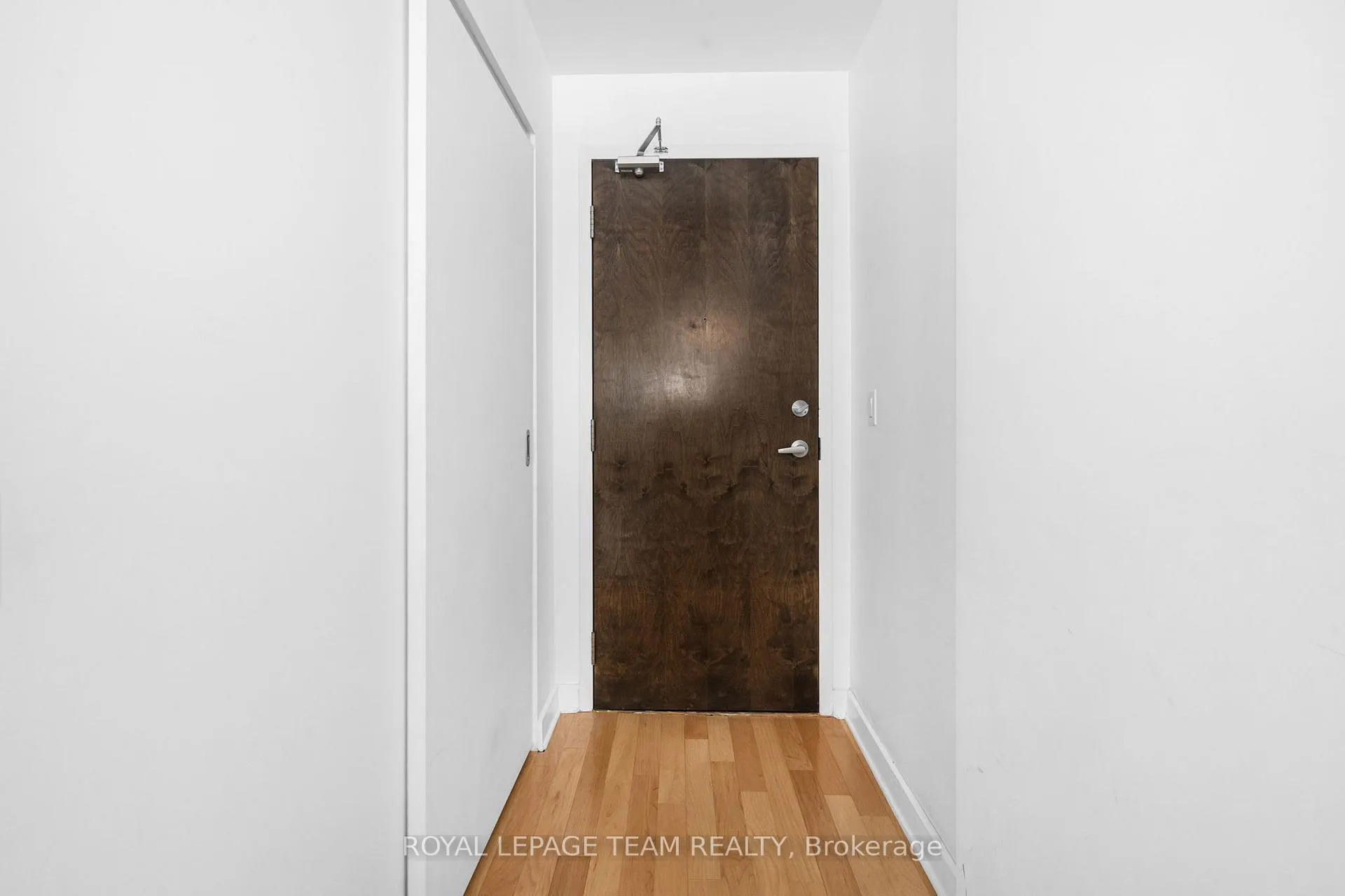Photo 2 of Unit 1207, 179 George Street, Ottawa, Lower Town/Byward Market — HOMEH