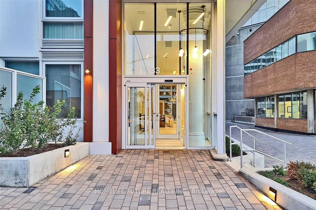 Photo 1 of Unit 1802, 33 Helendale Avenue, Toronto, Yonge-Eglinton — HOMEH